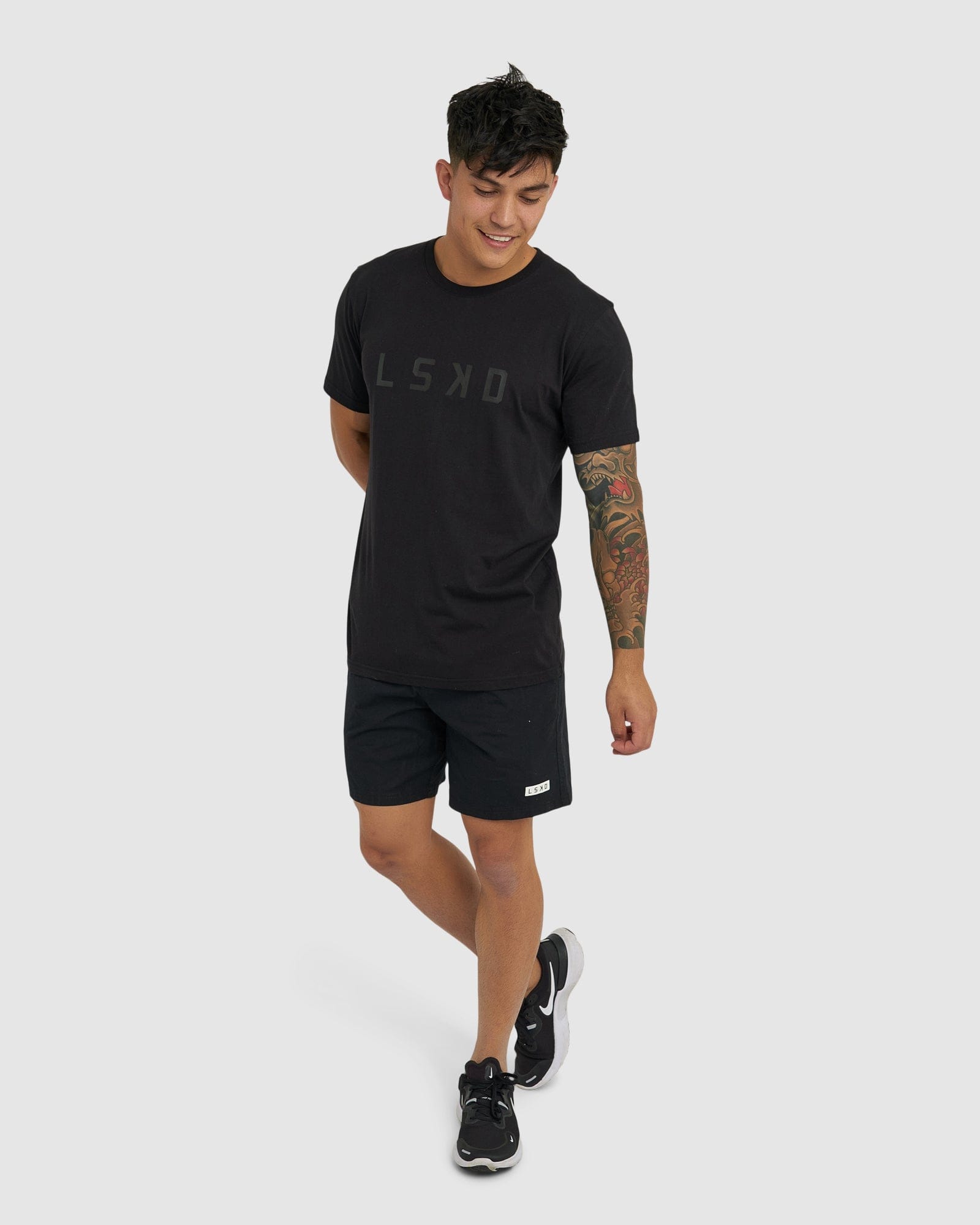 Model wearing Structure Tee - Black-Black