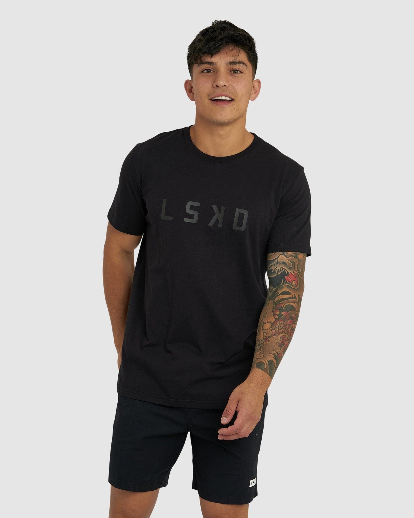 Model wearing Structure Tee - Black-Black