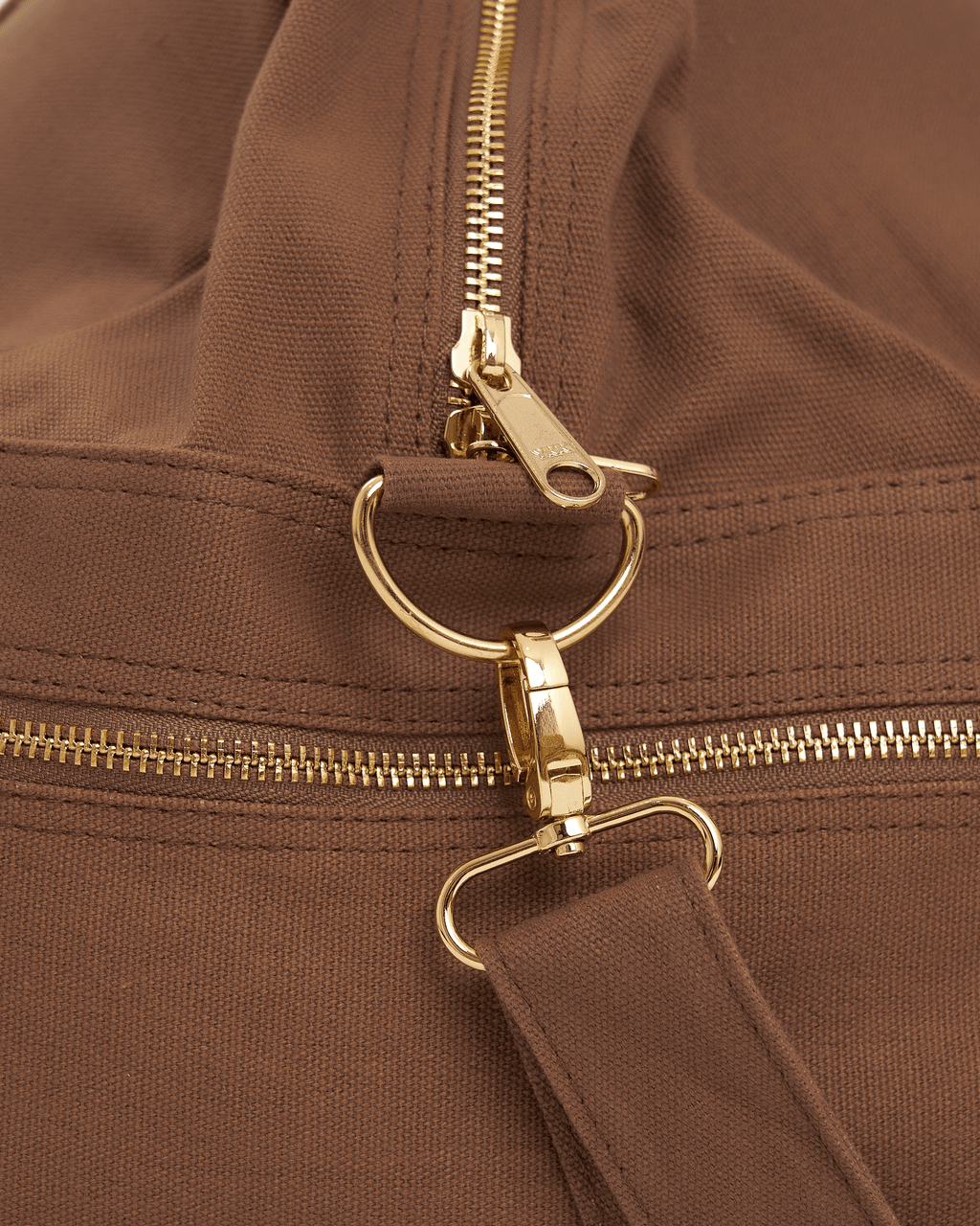 Model wearing Daily Duffle - Chocolate