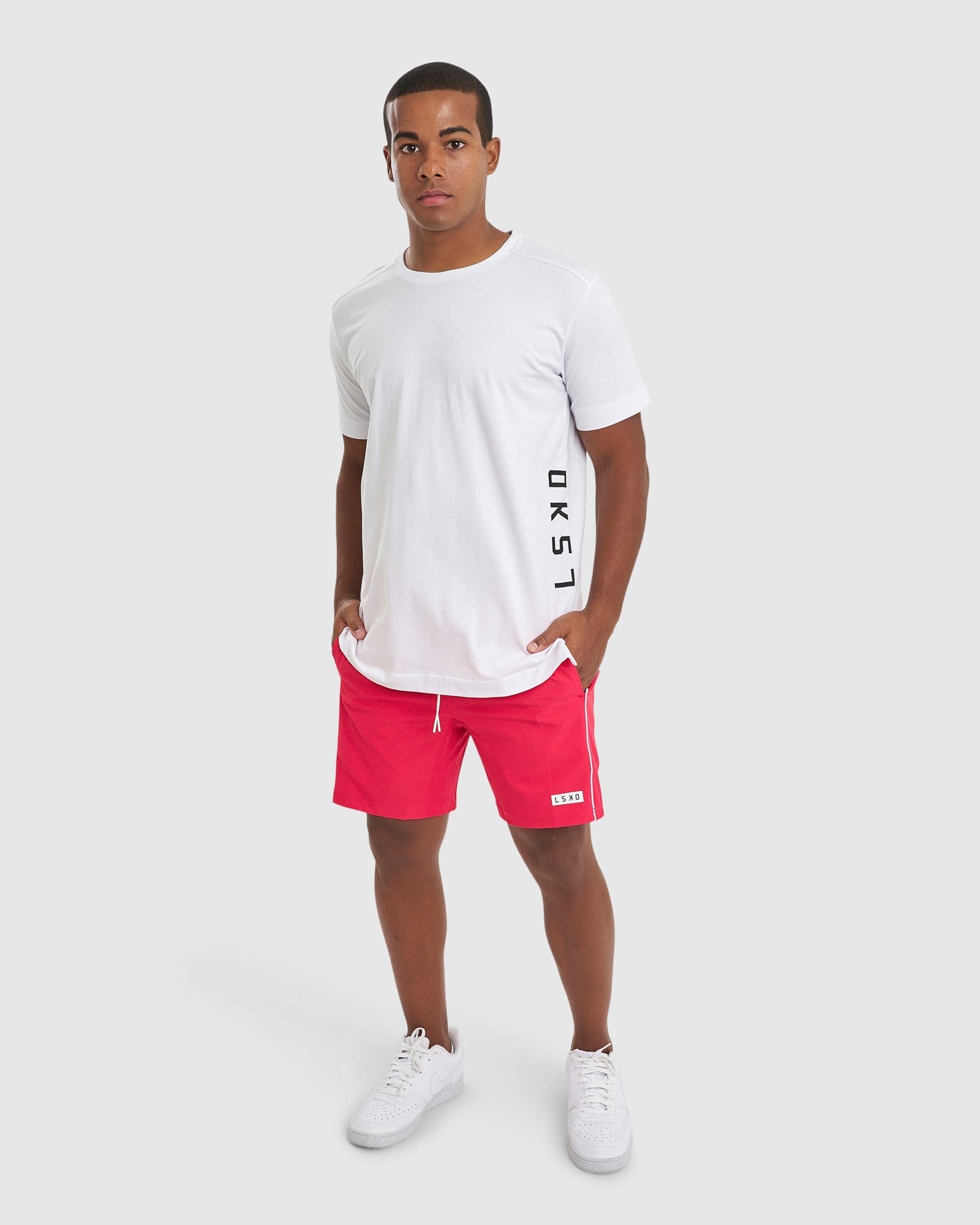 Model wearing Pipeline 7" Short - Boysenberry