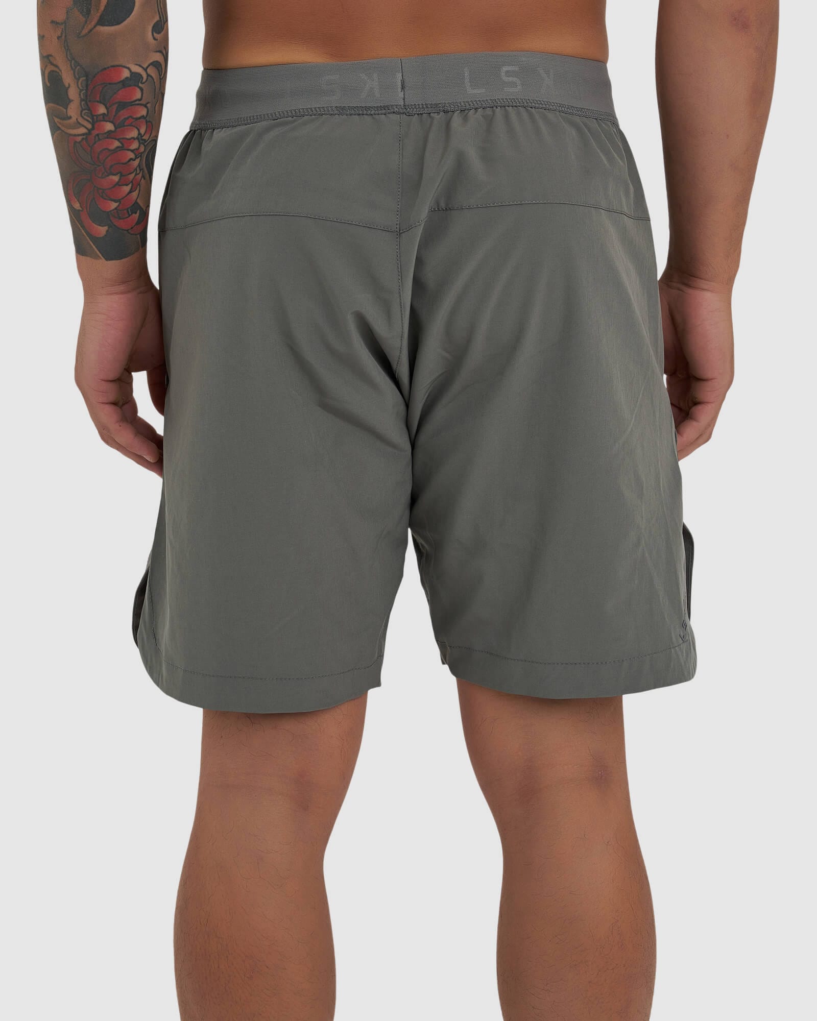 Model wearing Competition 8" Performance Short - Castlerock
