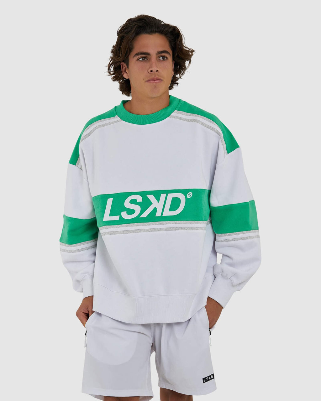 Model wearing Unisex A-Team Sweater Oversize - Apple Green