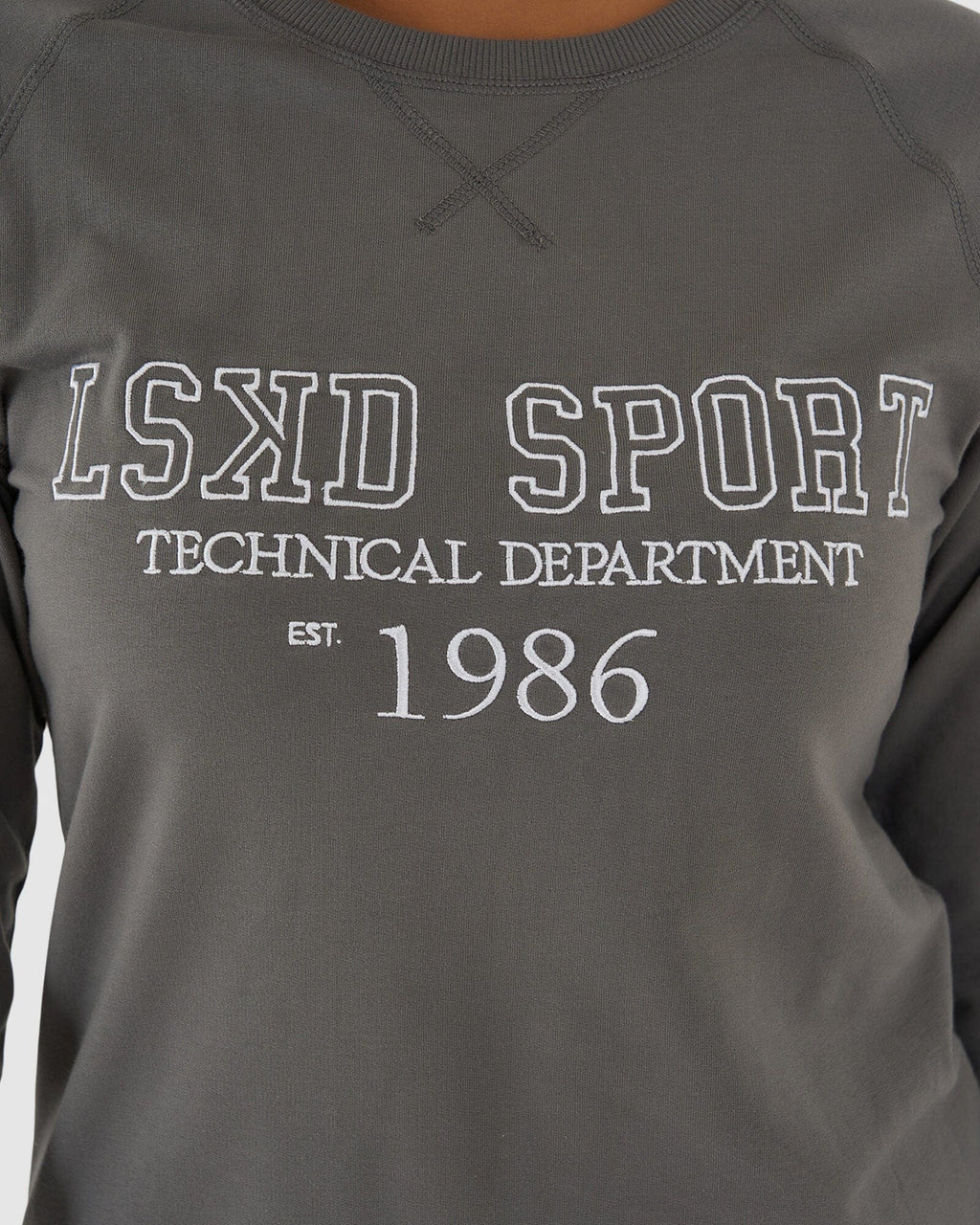 Model wearing Ivy LS Dress - Castlerock