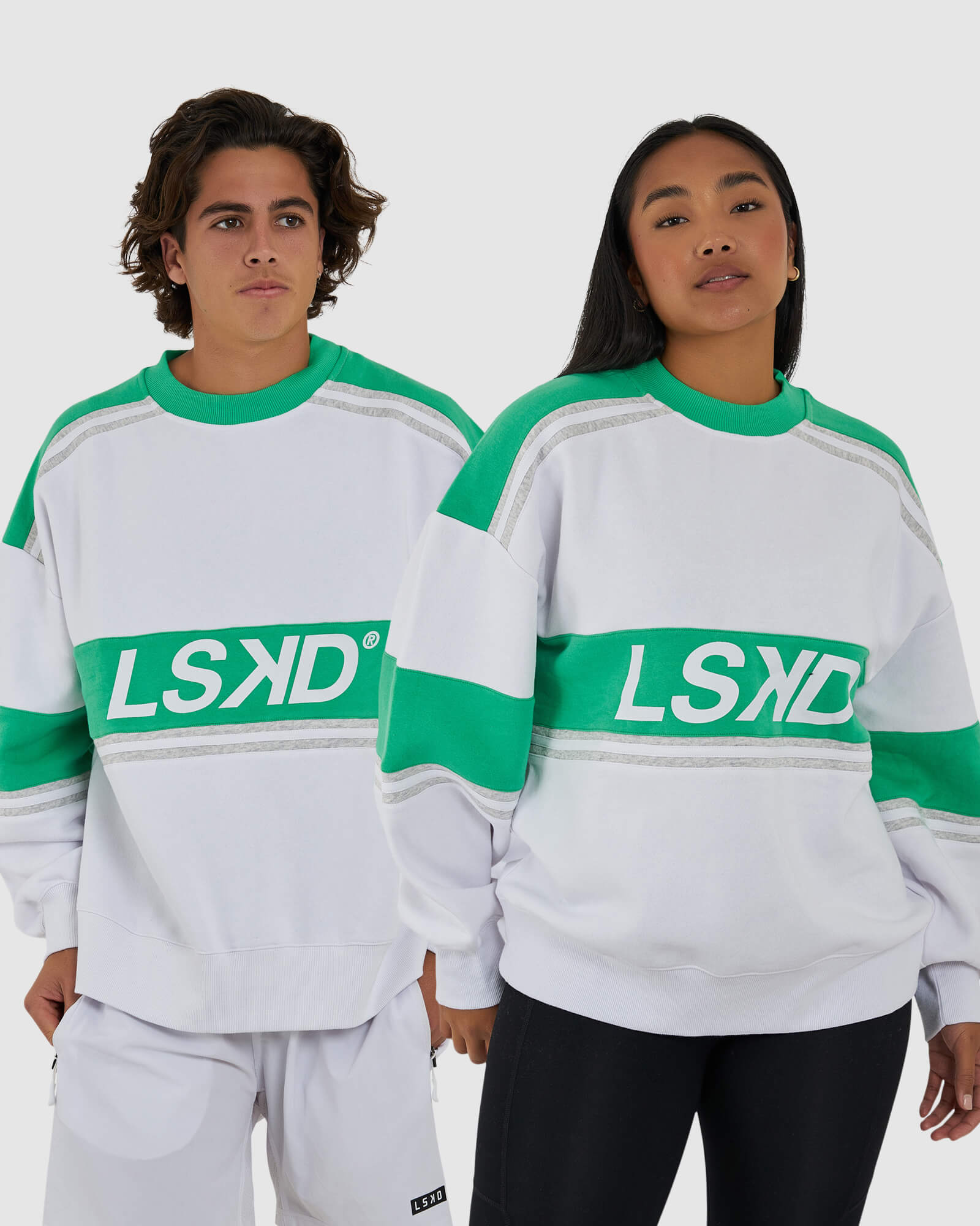 Model wearing Unisex A-Team Sweater Oversize - Apple Green