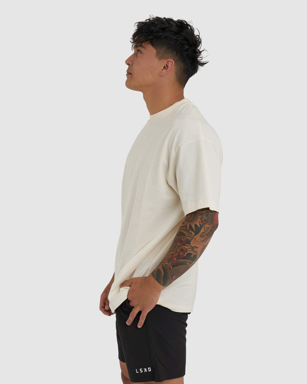 Model wearing Heavy Hitter Heavyweight Tee Oversize - Creme