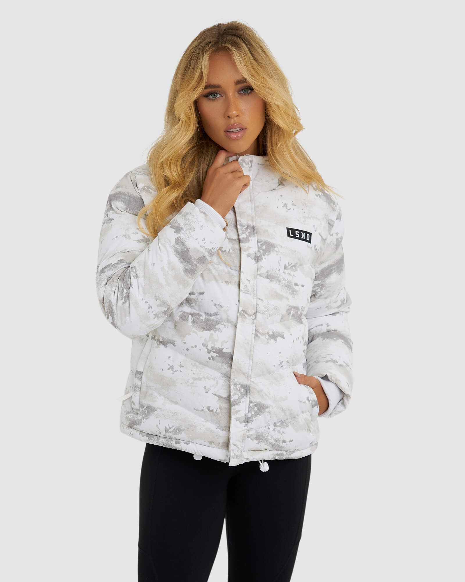 Model wearing Roasted Puffer Jacket 21 - Snow Camo