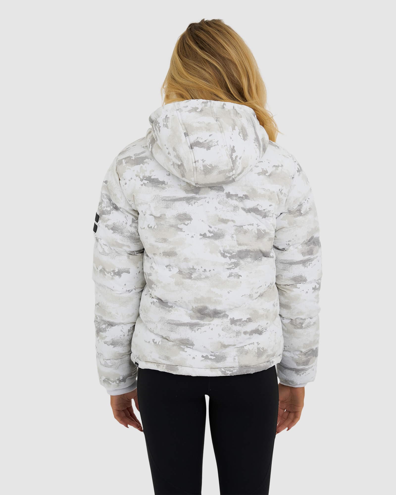 Model wearing Roasted Puffer Jacket 21 - Snow Camo