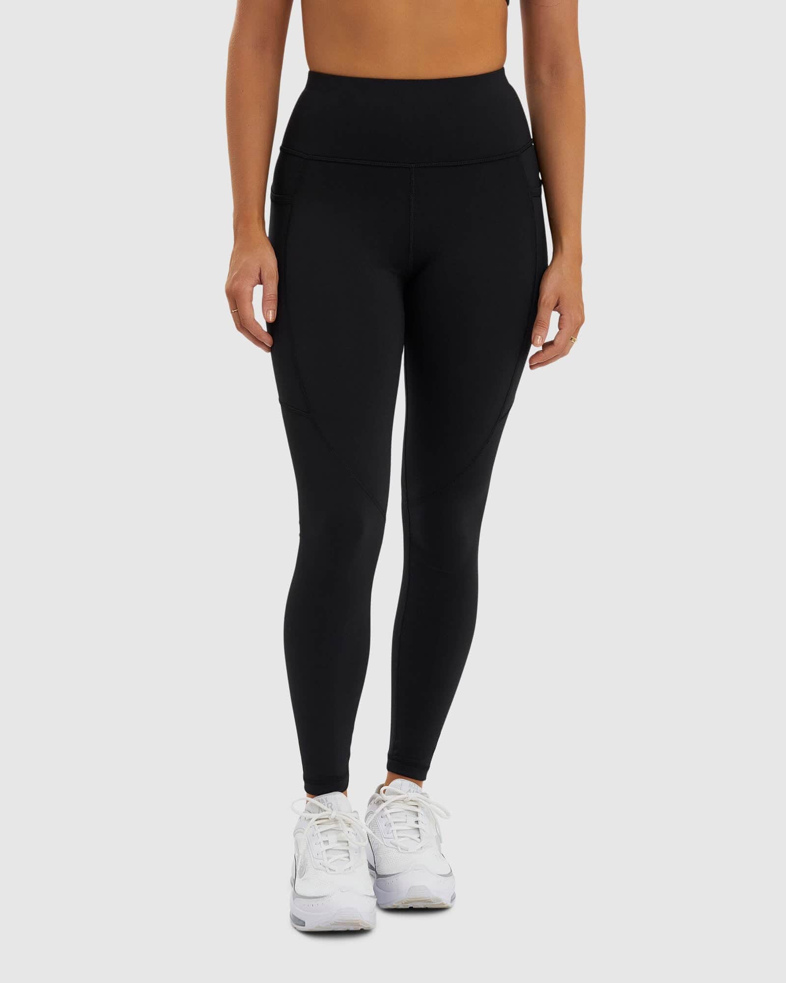 Model wearing SPRT Full Length Tight - Black-White