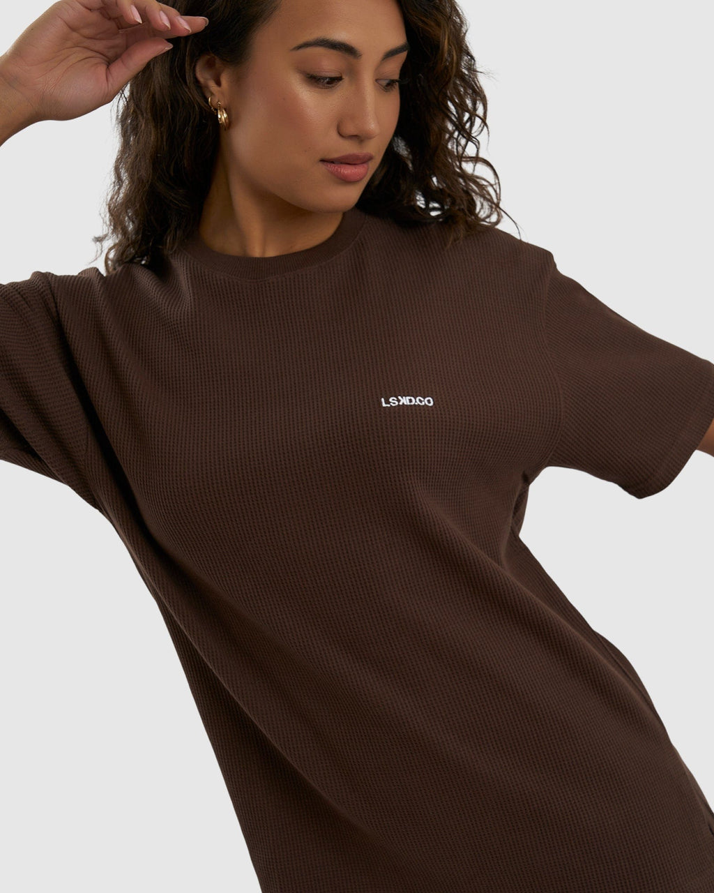 Model wearing Unisex Verse Waffle Tee - Walnut