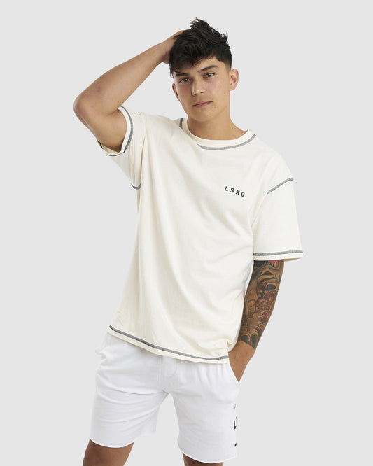 Model wearing Contrast Tee Vintage Fit - Cream