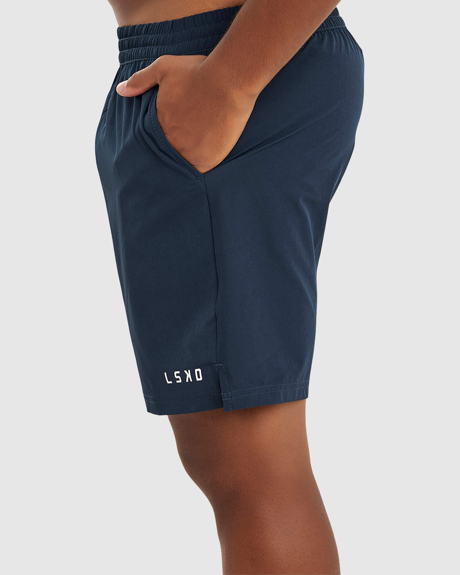 Model wearing Intensity 7" Performance Short - Carbon