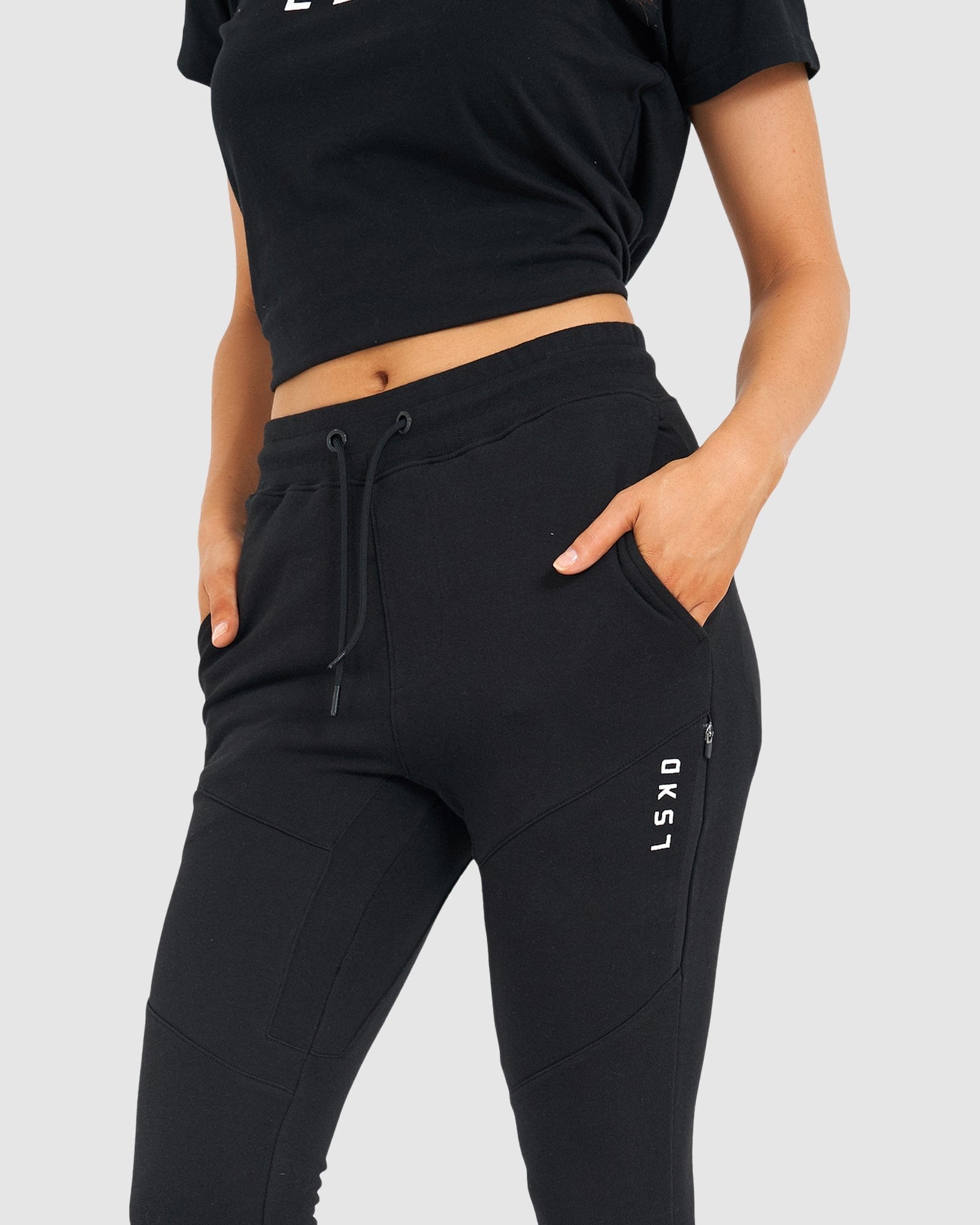 Model wearing Unisex Rep Jogger - Black