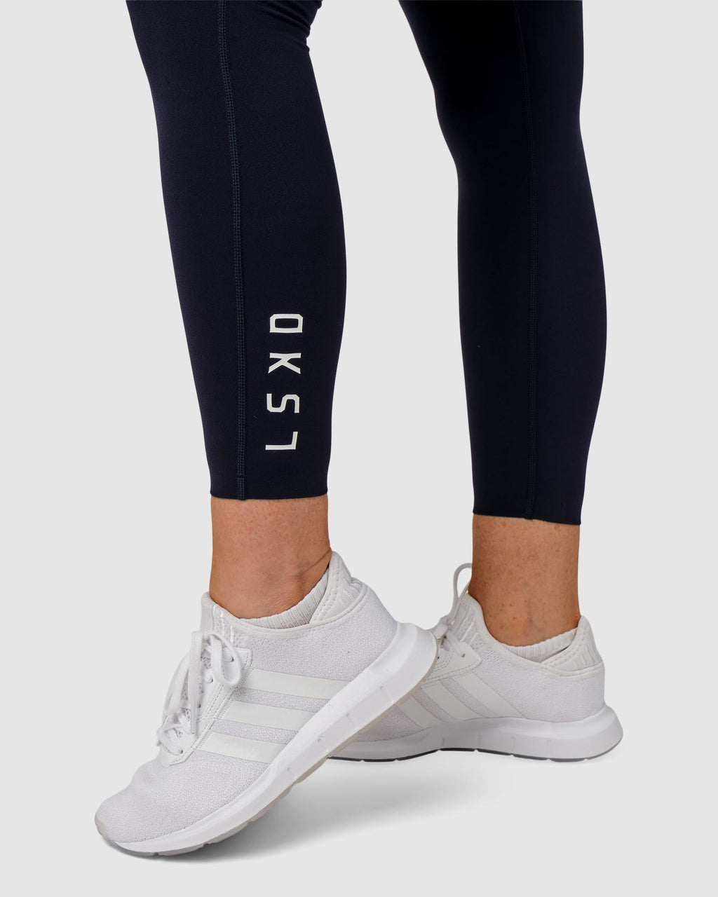 Model wearing Elixir Full Length Maternity Tight - Navy