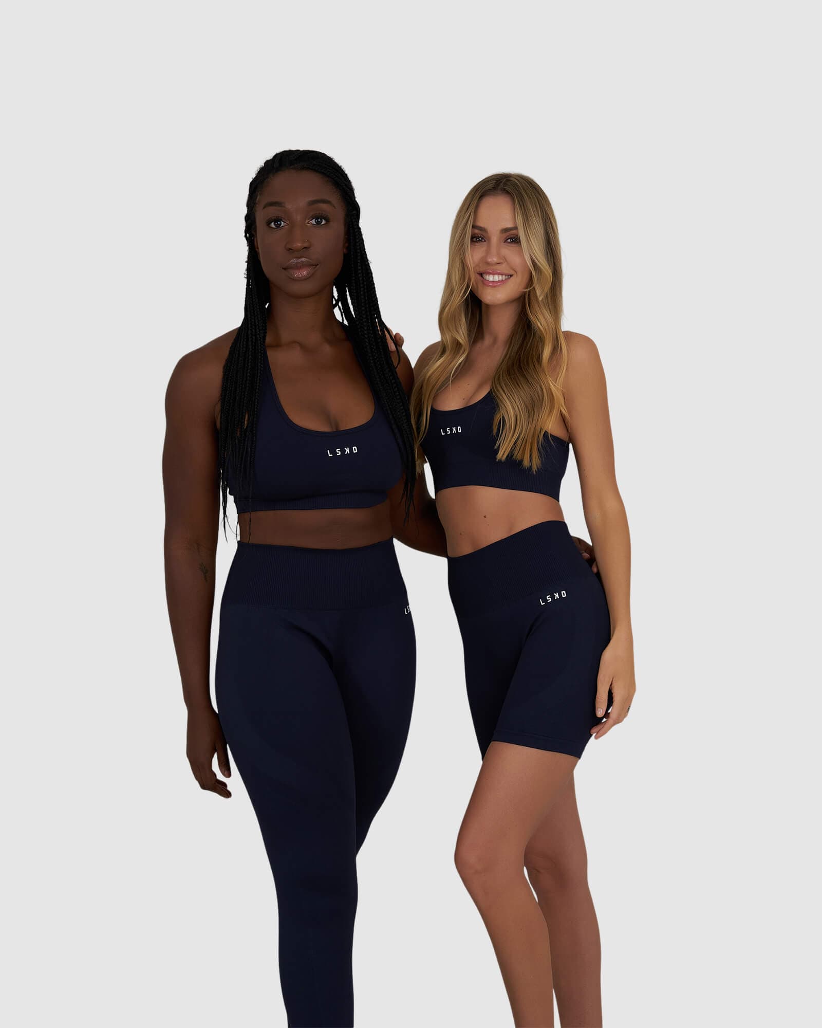 Model wearing Limitless Seamless Sports Bra - Navy