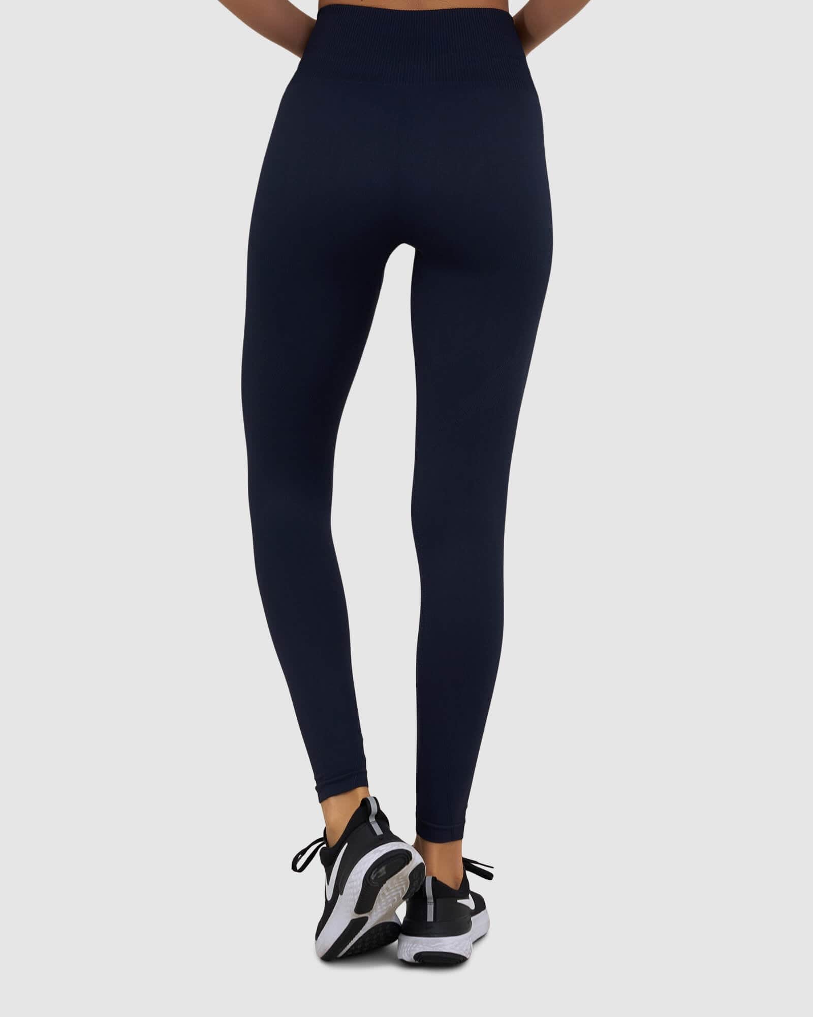 Model wearing Limitless Seamless Full Length Tight - Navy
