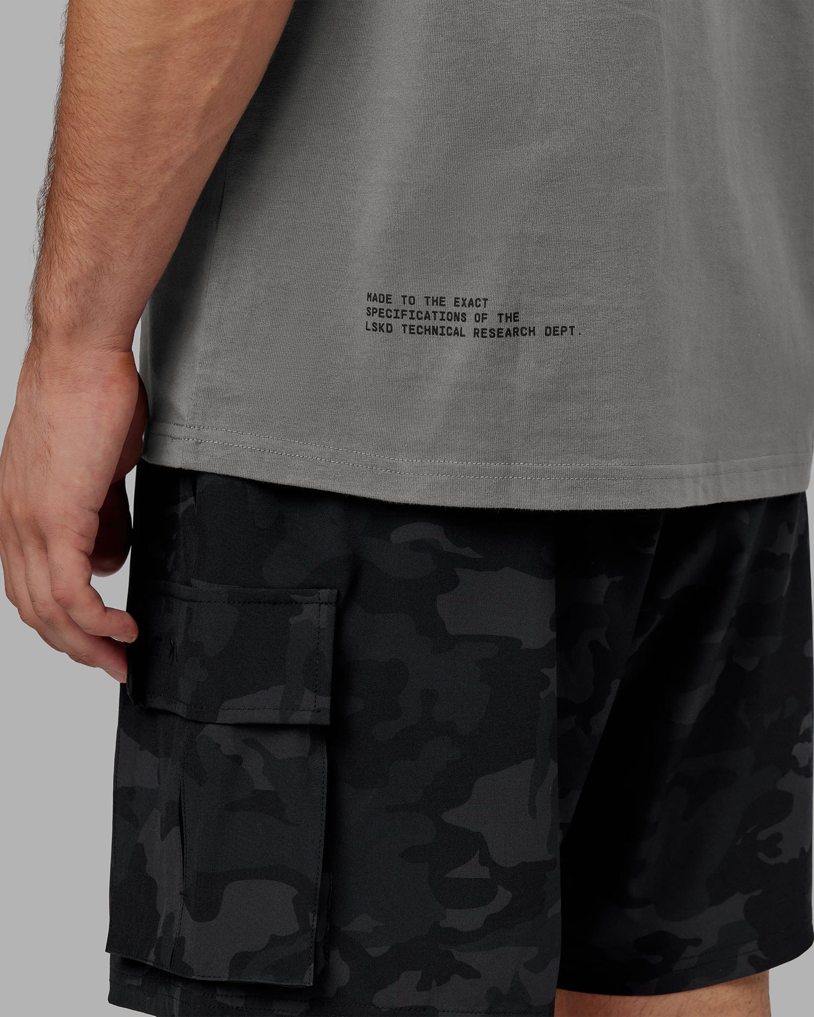 Model wearing Lab Heavyweight Tee Oversize - Graphite