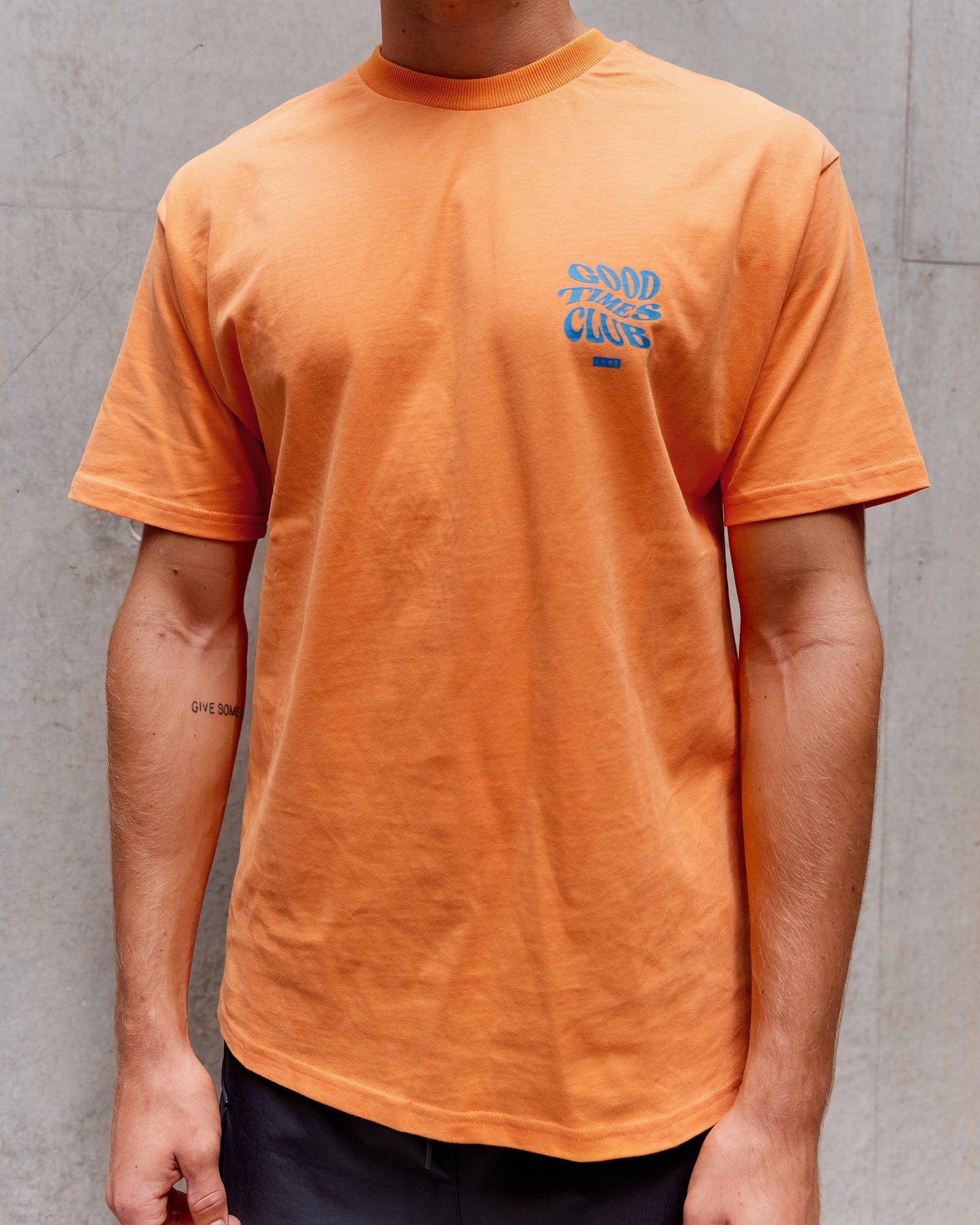 Model wearing Good Times Heavyweight Tee Oversize - Tangerine-Blue