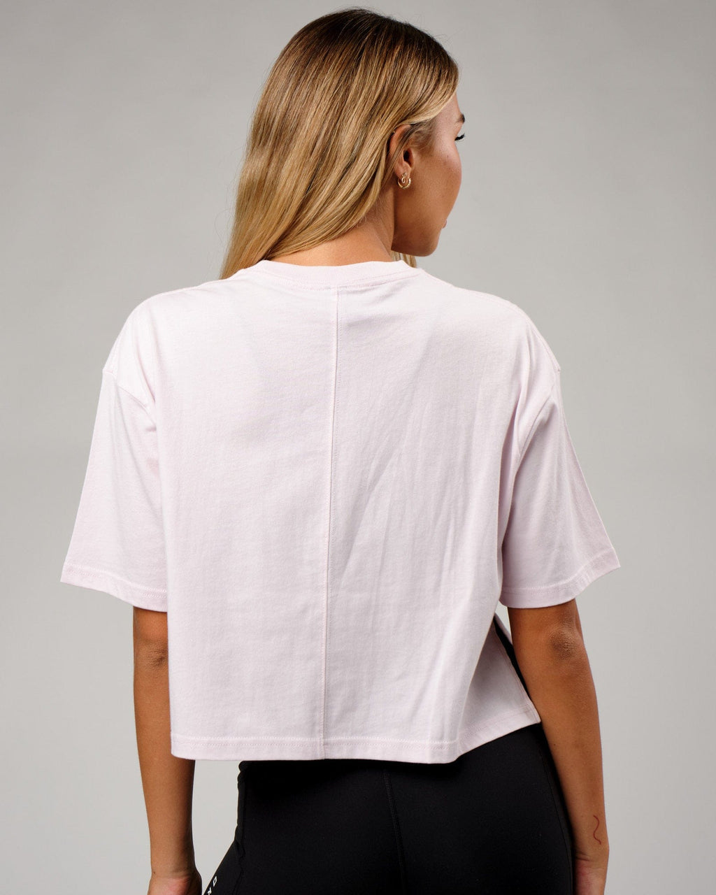 Model wearing Bella Tee - Orchid Ice