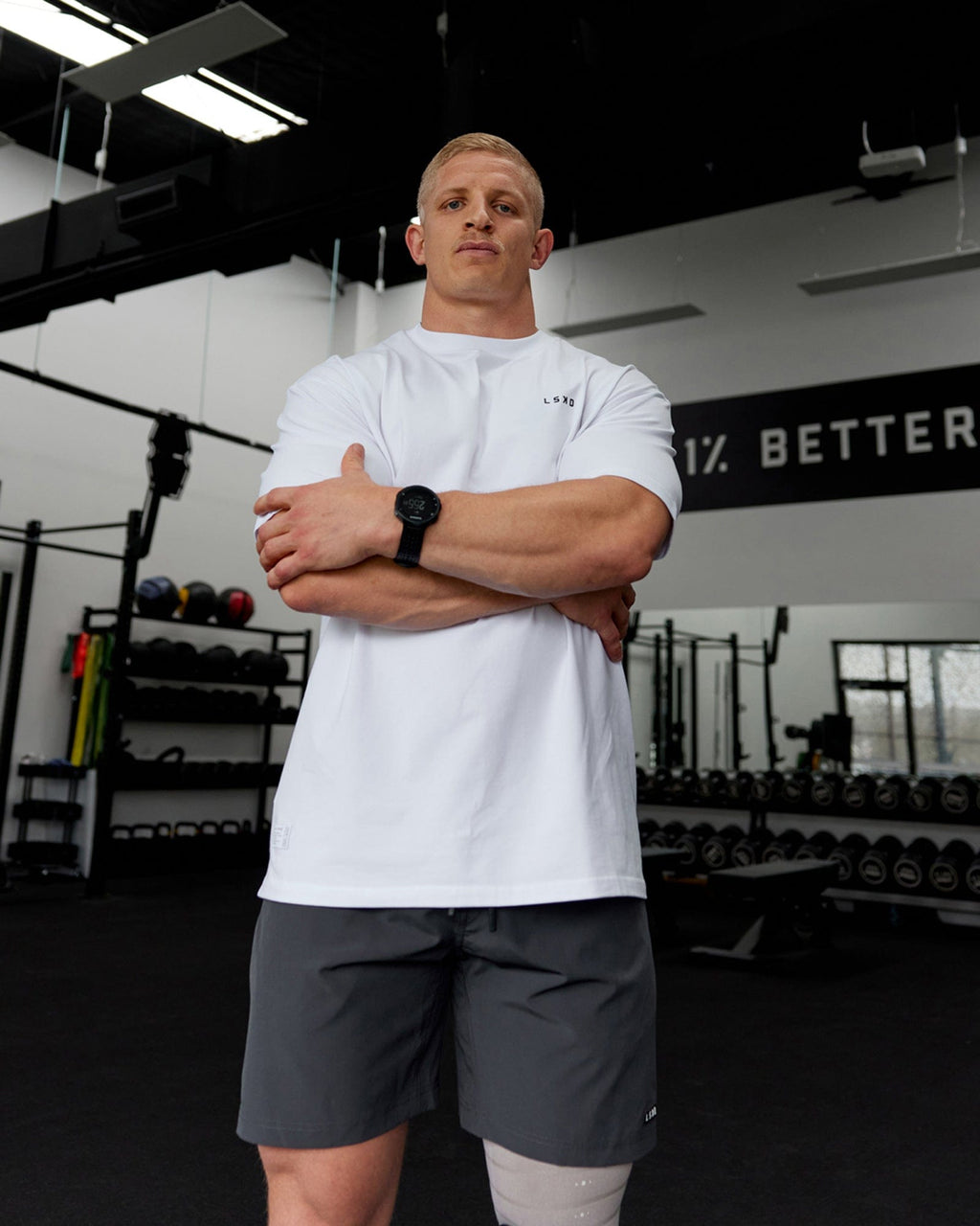 Model wearing VS6 FLXCotton Tee Oversize - White-Black