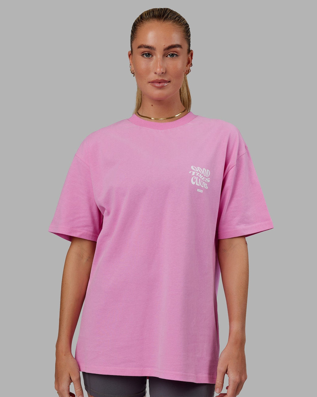 Model wearing Unisex Good Times Heavyweight Tee Oversize - Spark Pink