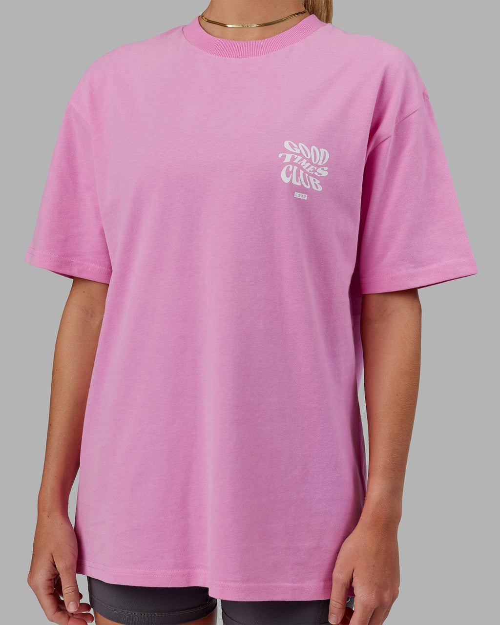 Model wearing Unisex Good Times Heavyweight Tee Oversize - Spark Pink