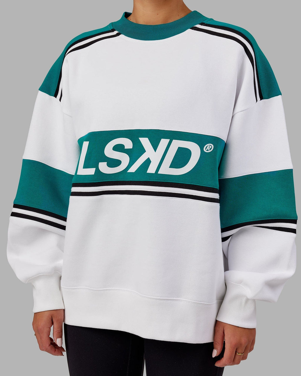 Model wearing A-Team Sweater Oversize - White-Deep Lake