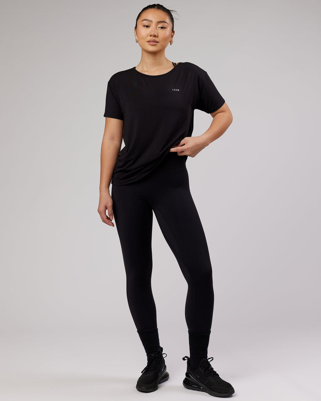 Model wearing Air Slouch Tee - Black