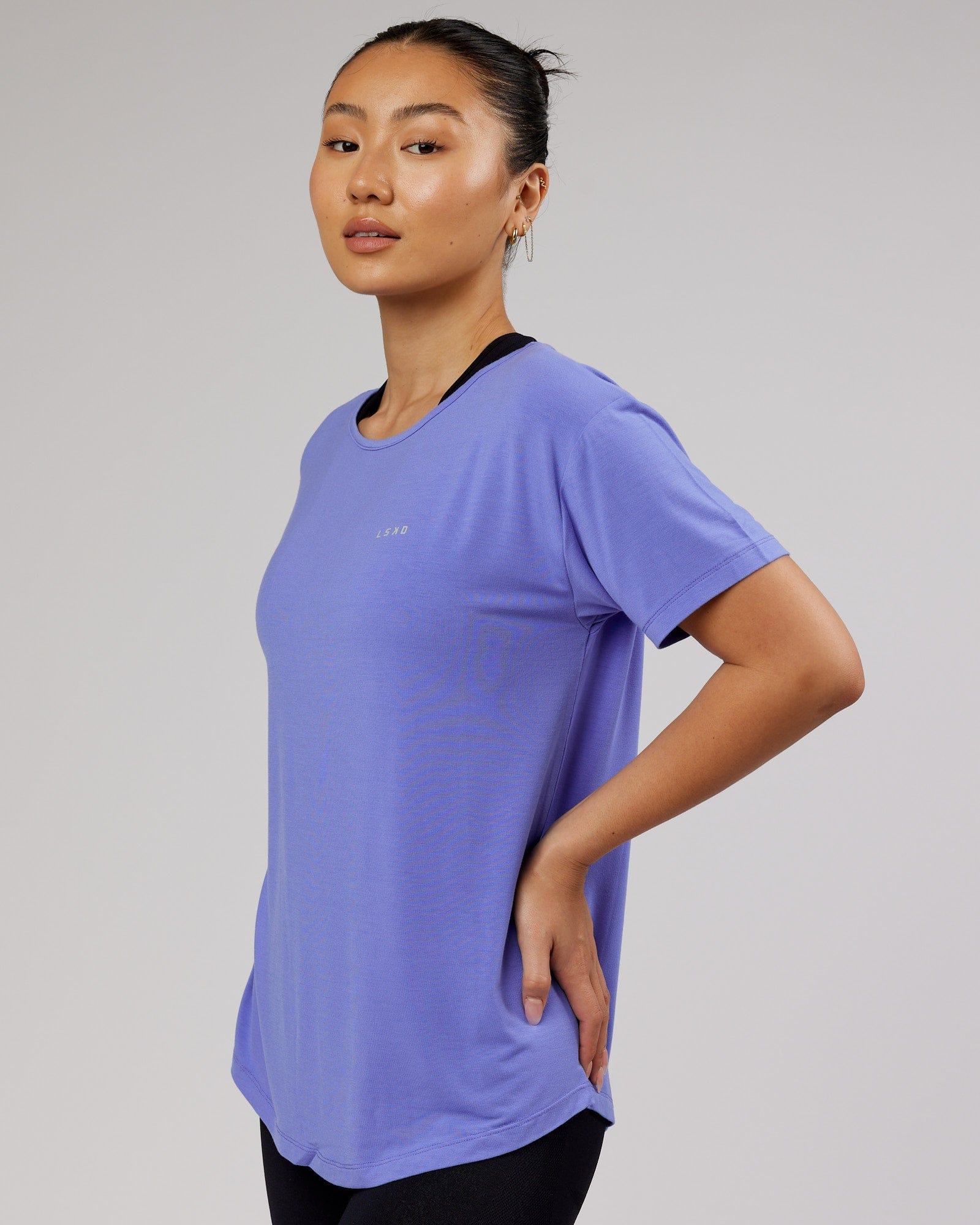 Model wearing Air Slouch Tee - Cornflower Blue