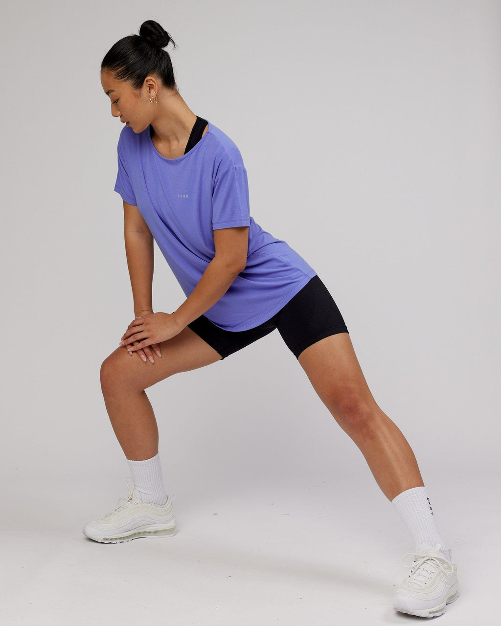 Model wearing Air Slouch Tee - Cornflower Blue