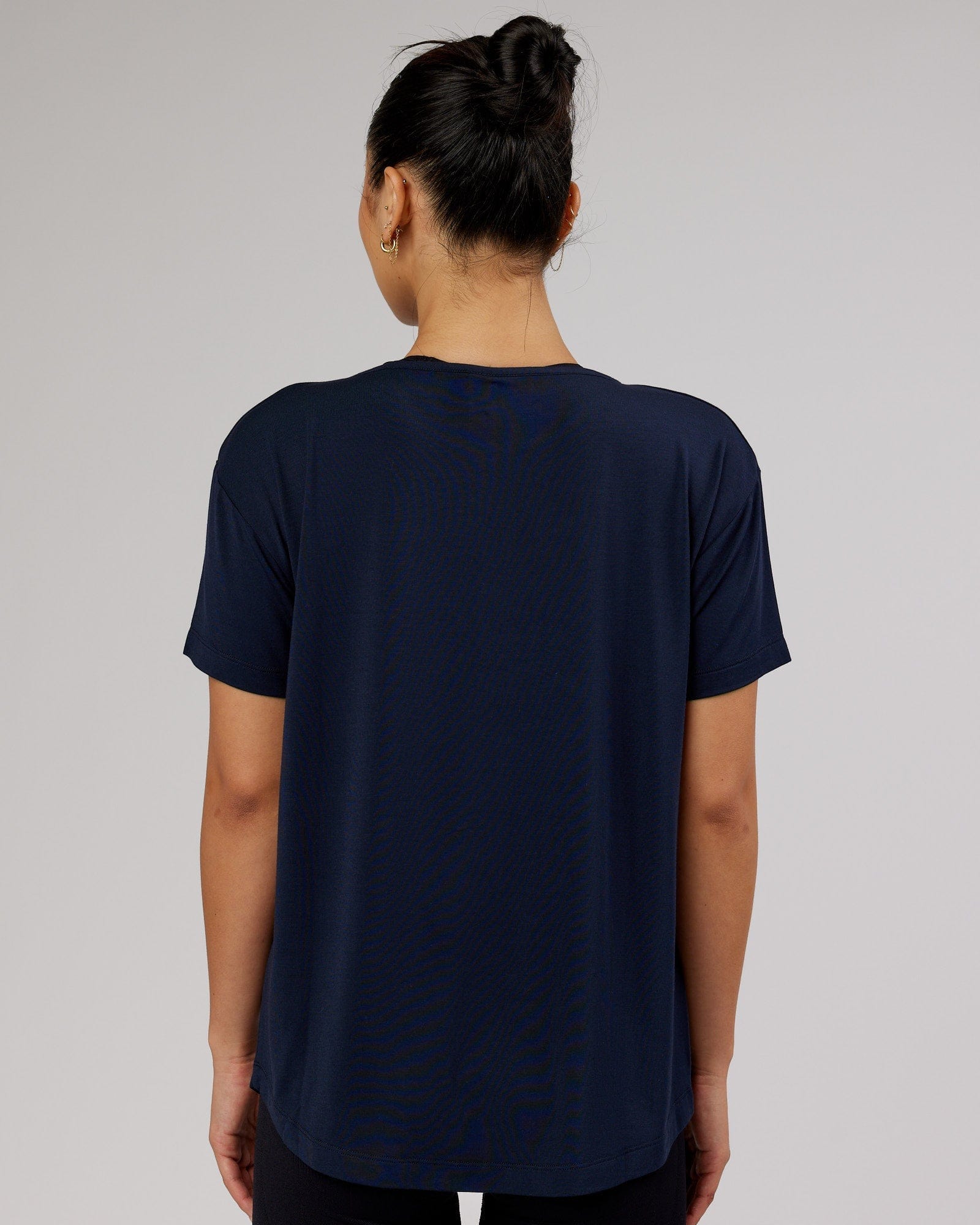 Model wearing Air Slouch Tee - Navy