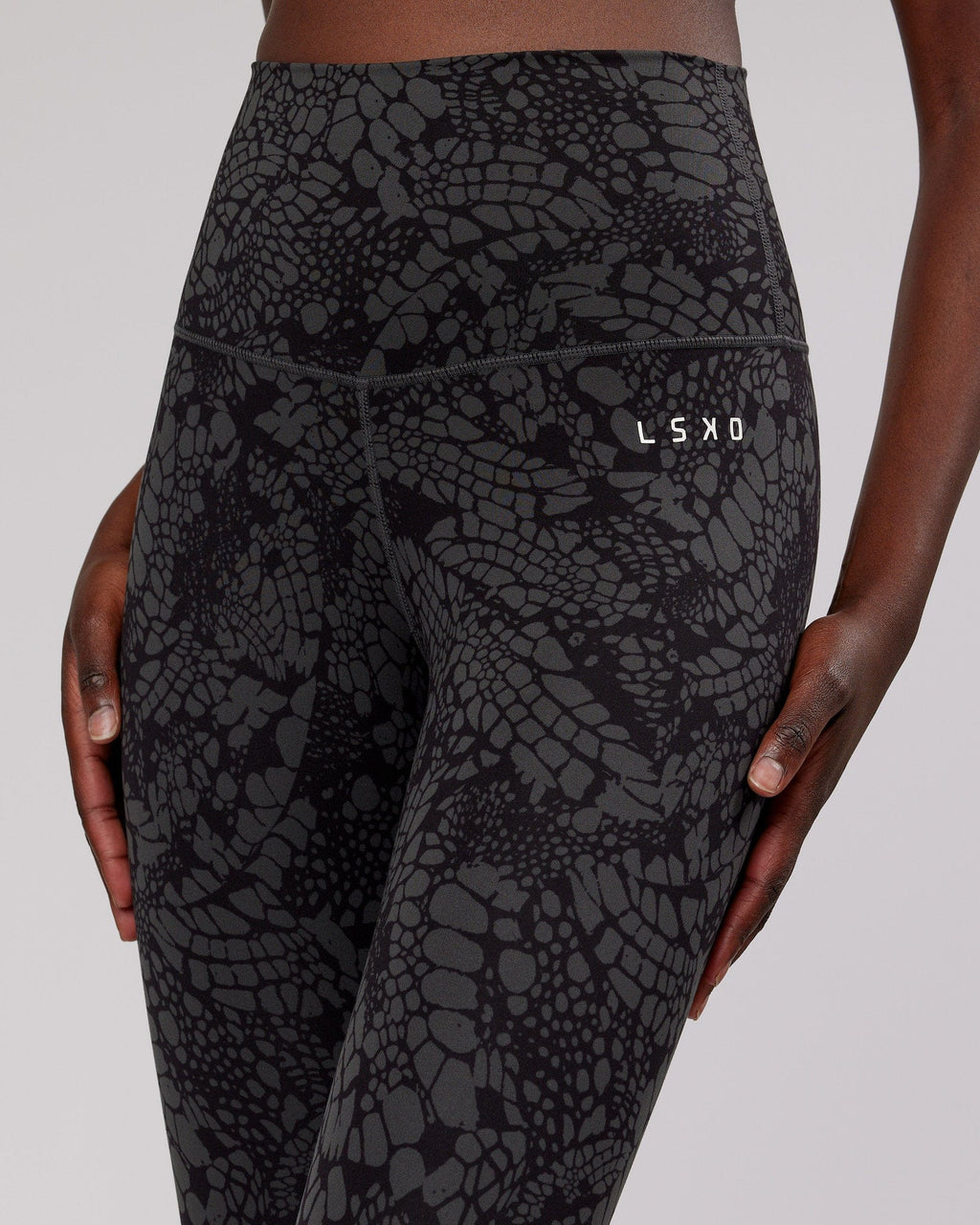 Model wearing Base 7/8 Length Tight - Black Mamba