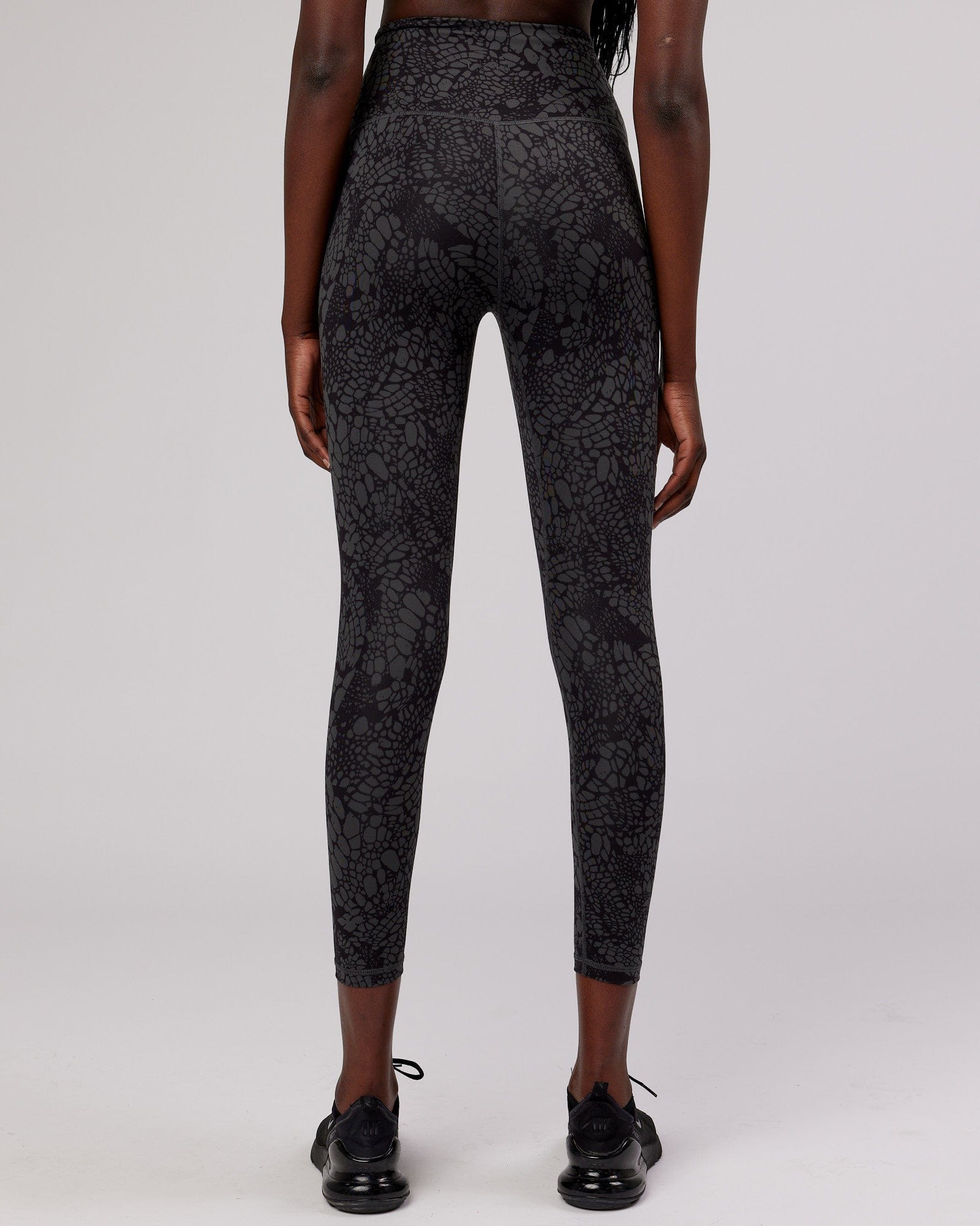 Model wearing Base 7/8 Length Tight - Black Mamba