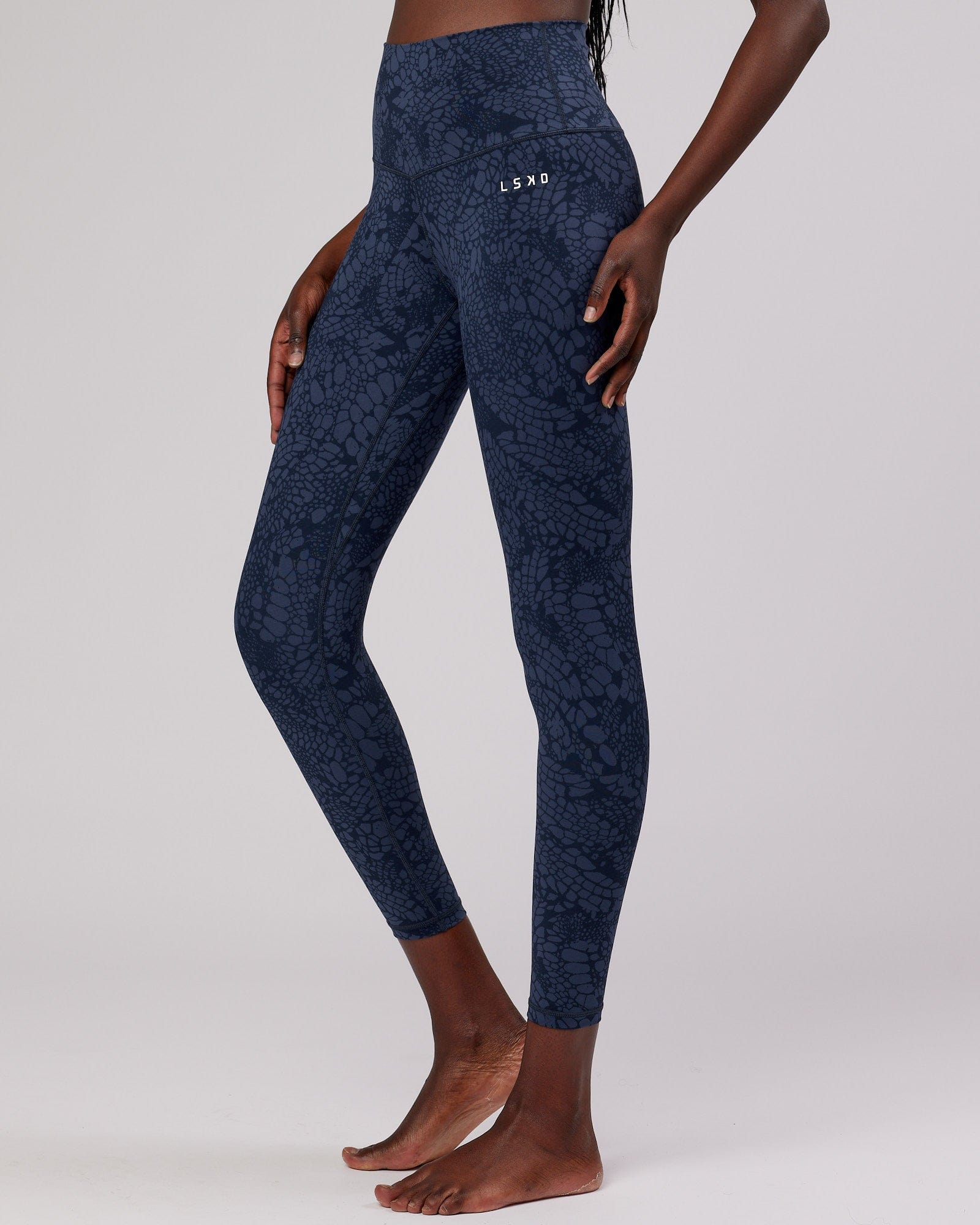 Model wearing Base Full Length Tight - Navy Mamba