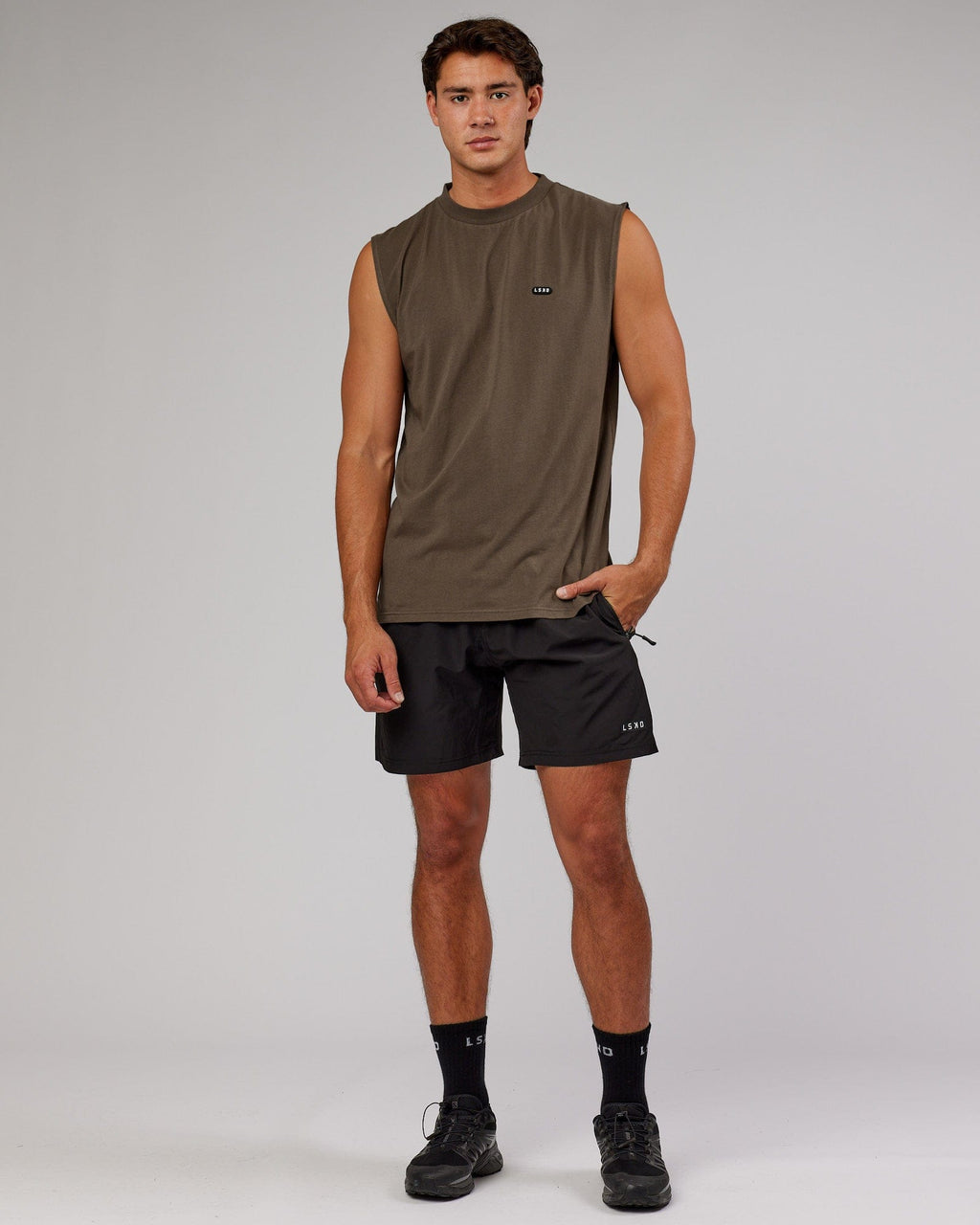 Model wearing Capsule FLXCotton Tank Oversize - Army Green