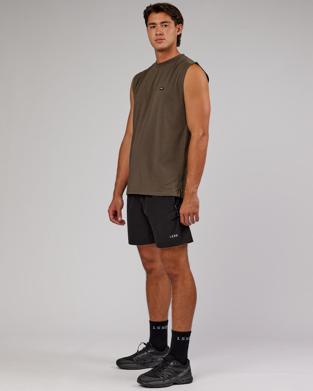 Model wearing Capsule FLXCotton Tank Oversize - Army Green