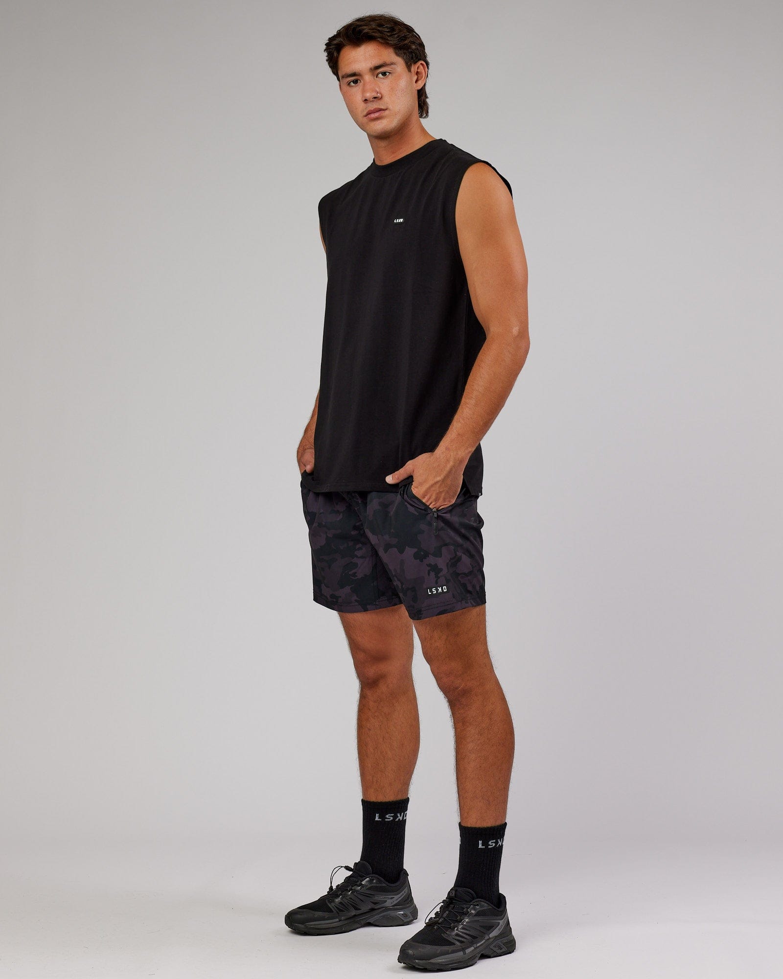 Model wearing Capsule FLXCotton Tank Oversize - Black