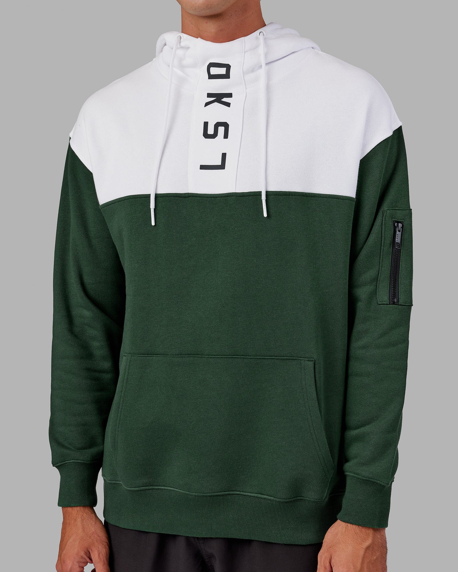 Model wearing Contrary Hoodie Oversize - Pineneedle-White