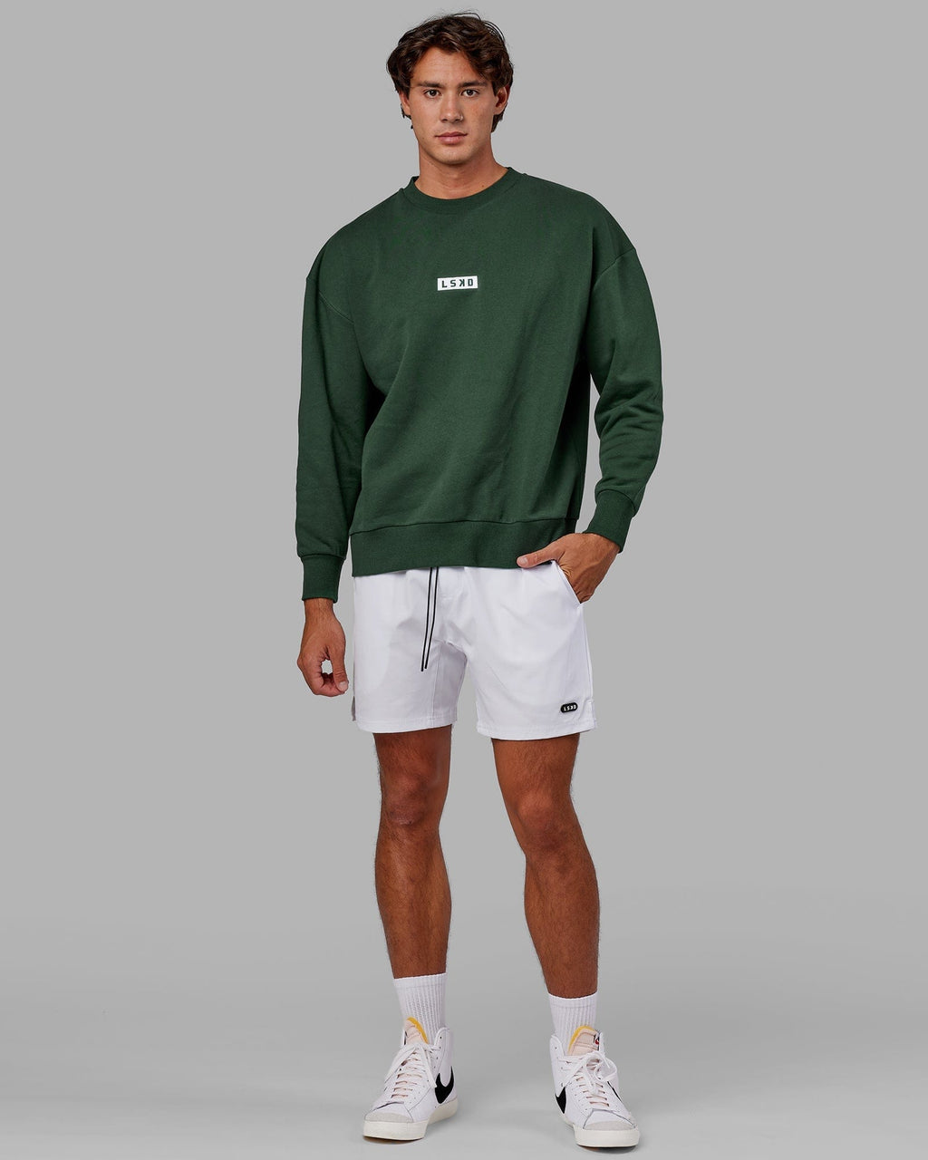 Model wearing Cornerstone Sweater Oversize - Pineneedle