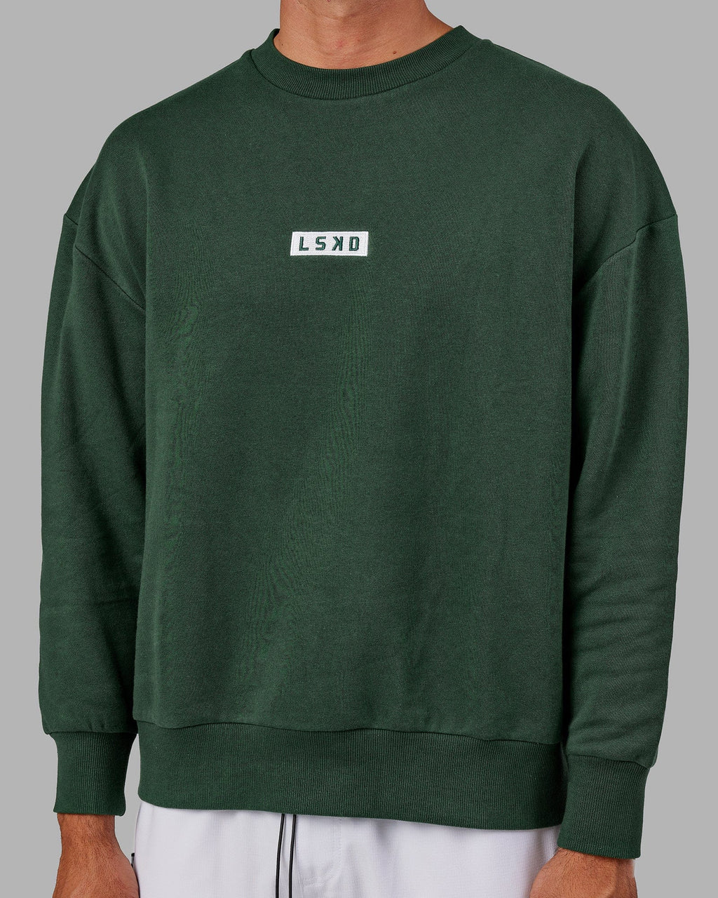 Model wearing Cornerstone Sweater Oversize - Pineneedle