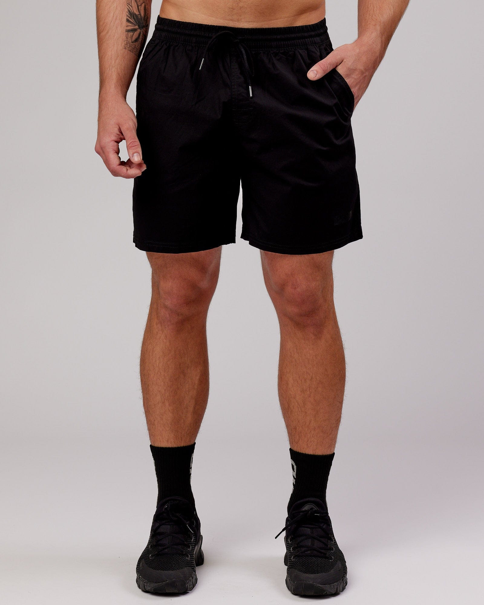 Model wearing Daily Short - Black-Black