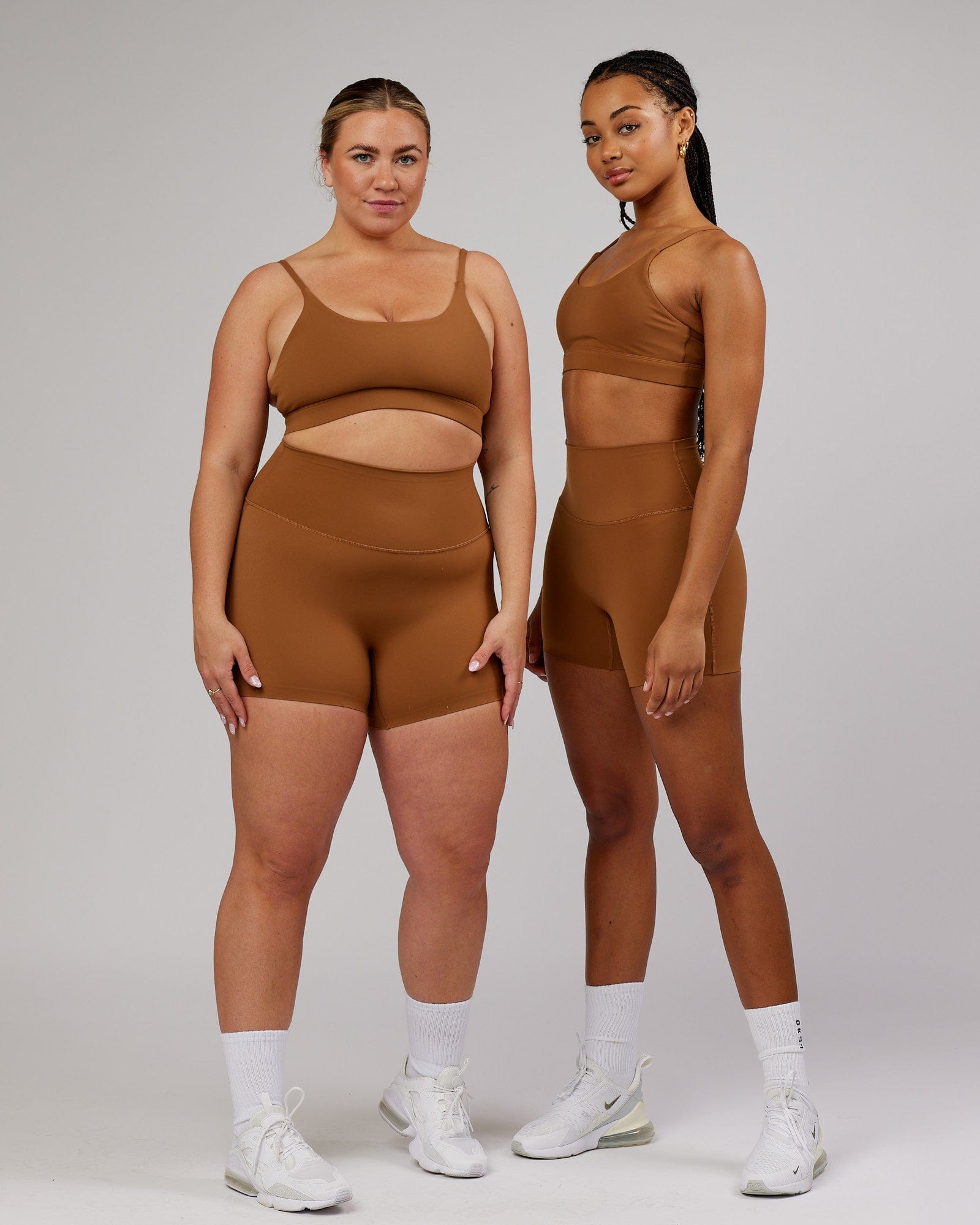 Model wearing Elixir X-Short Tight - Camel