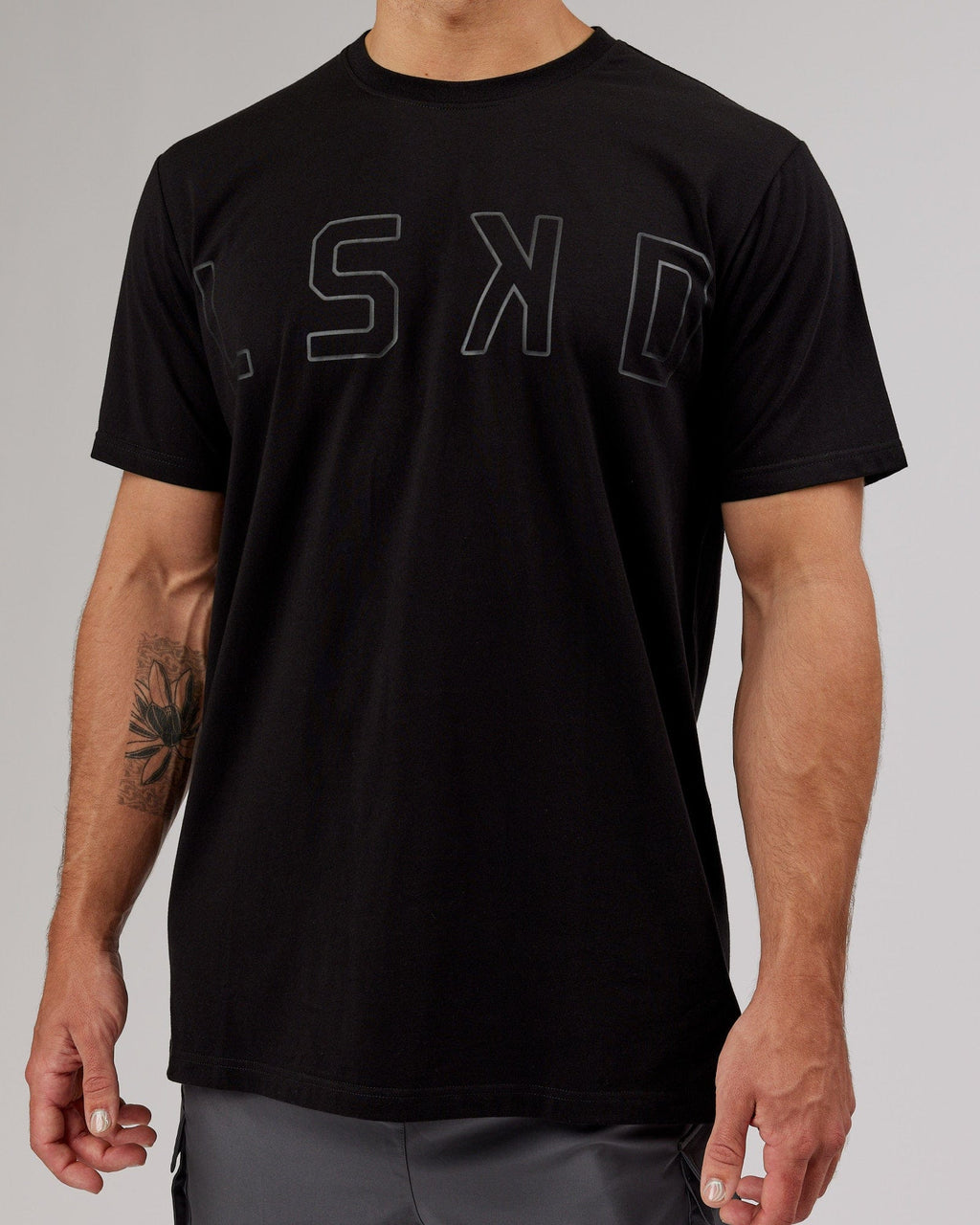 Model wearing Expand FLXCotton Tee - Black-Black