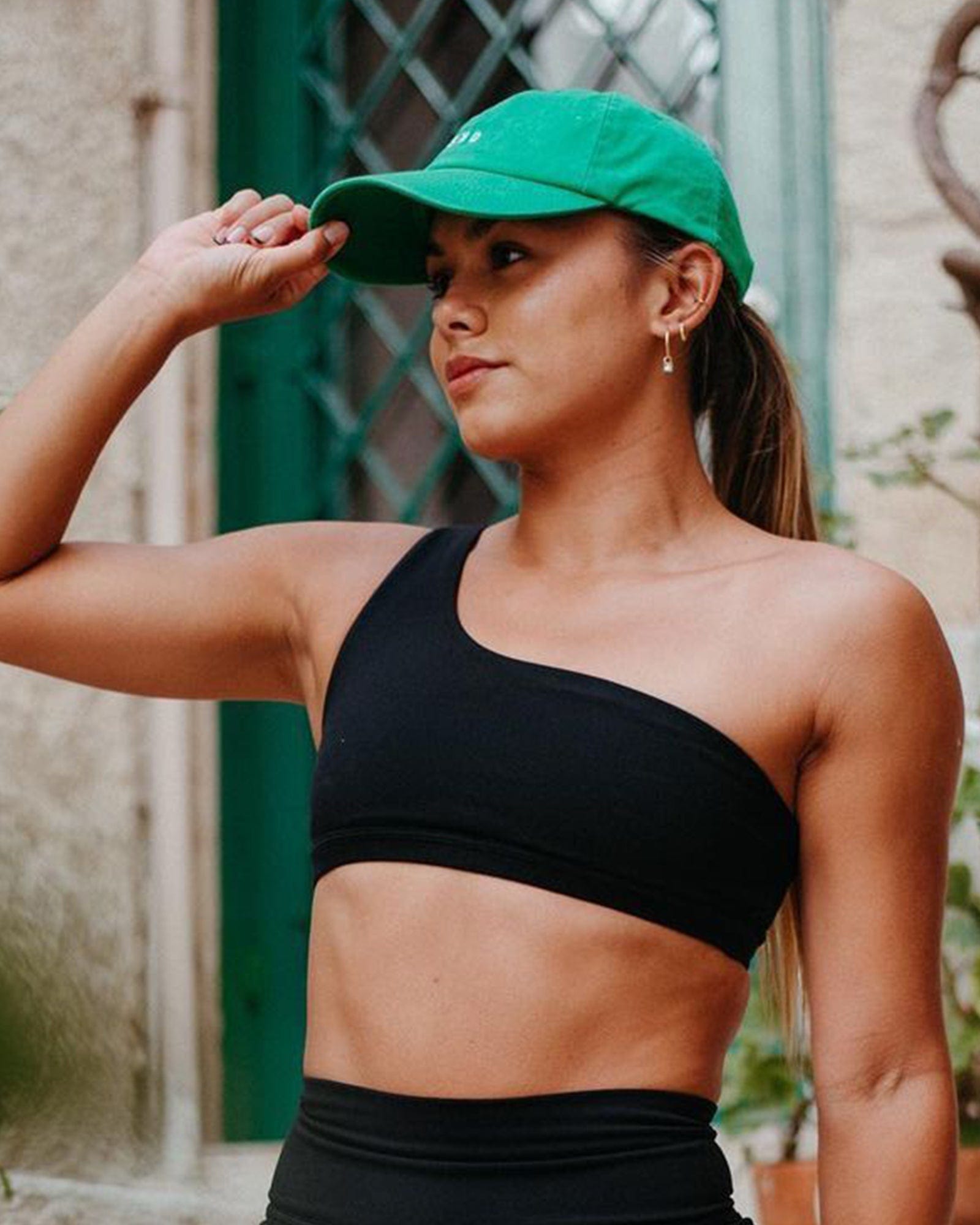 Model wearing Flex Sports Bra - Black