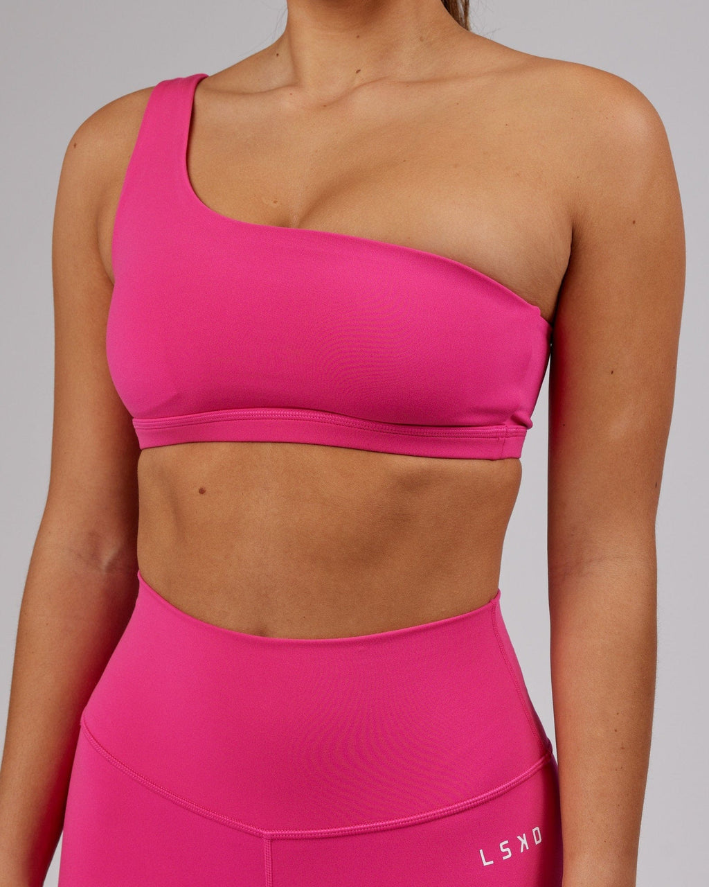 Model wearing Flex Sports Bra - Magenta