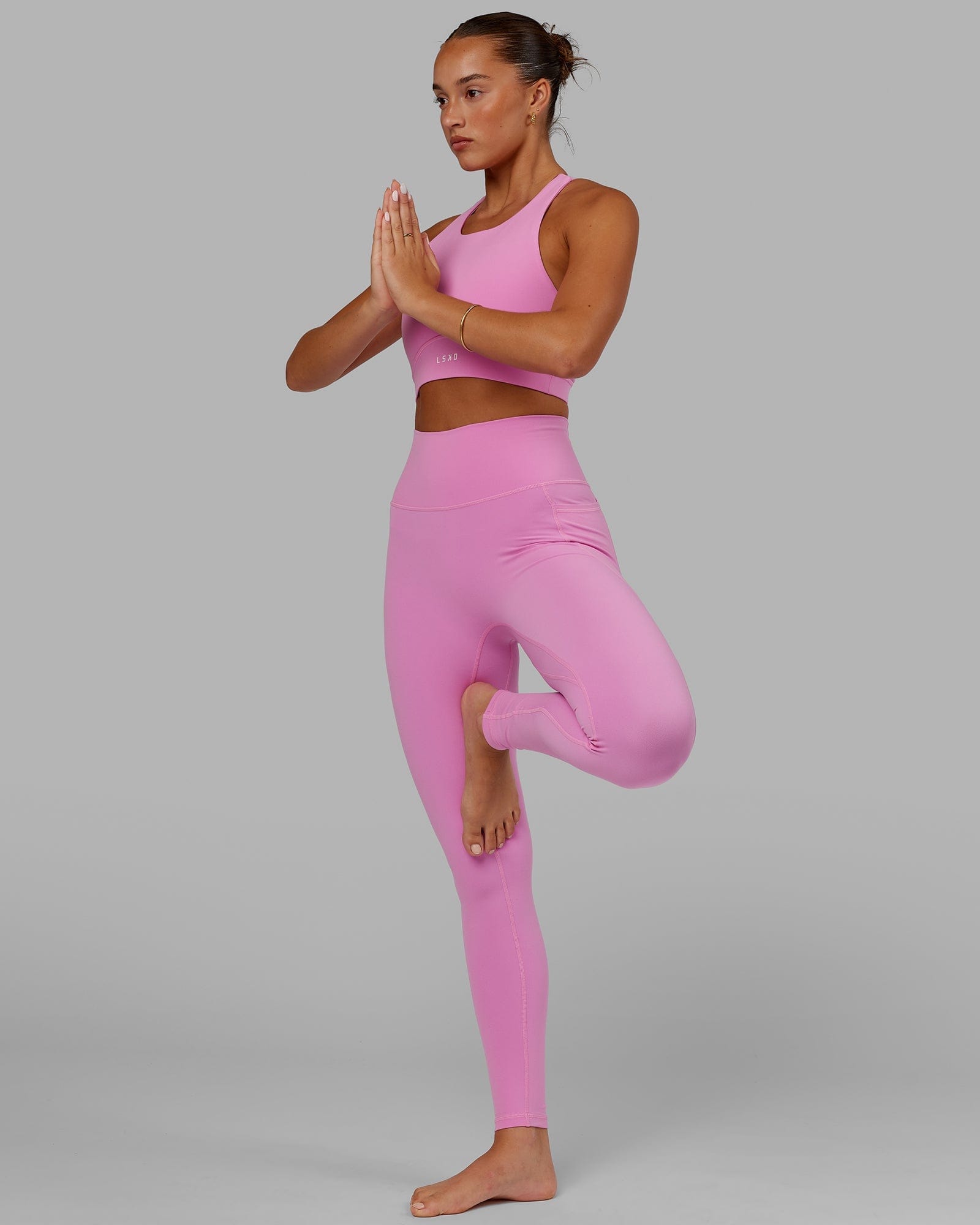 Model wearing Fusion X-long Tight - Spark Pink