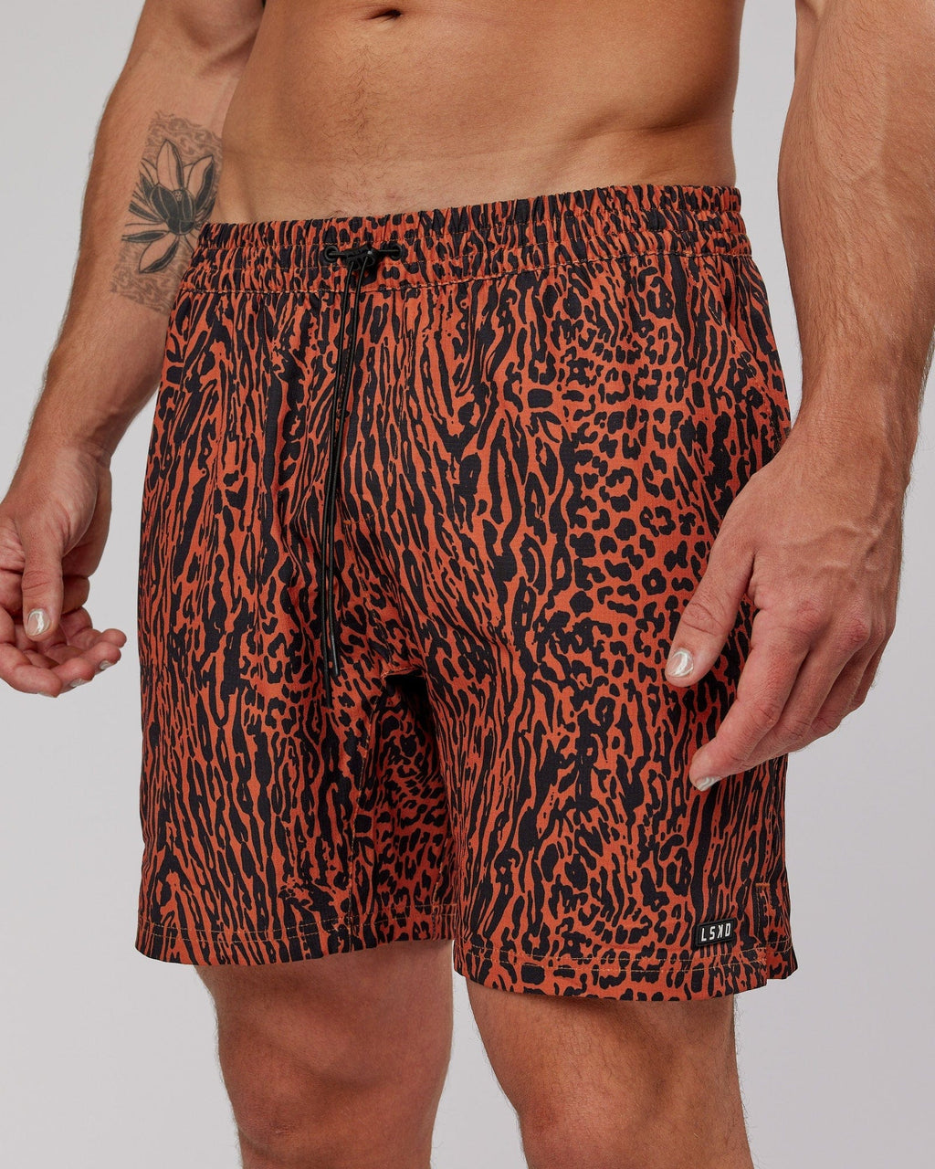 Model wearing Hunter 7" Performance Short - Auburn Black