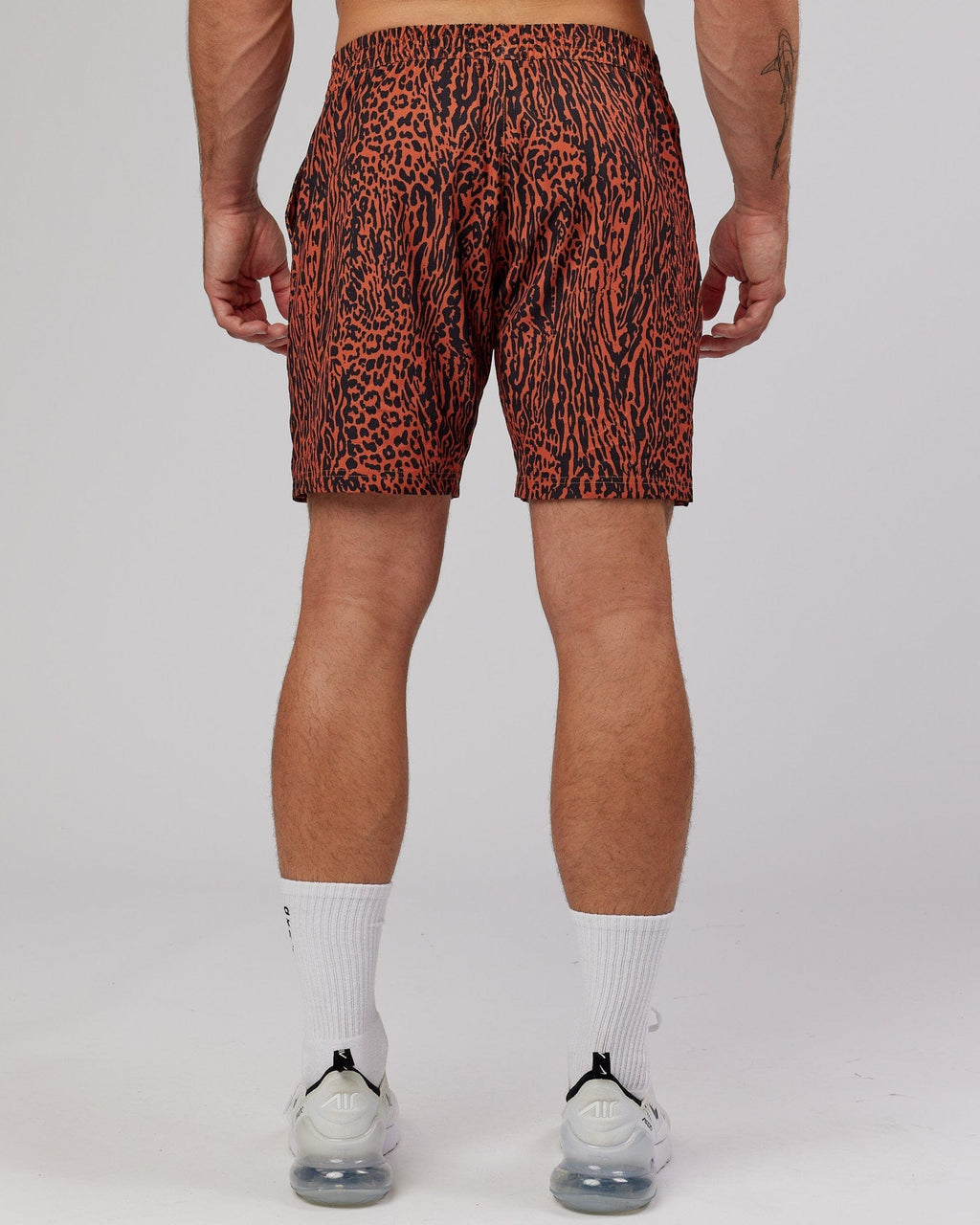 Model wearing Hunter 7" Performance Short - Auburn Black