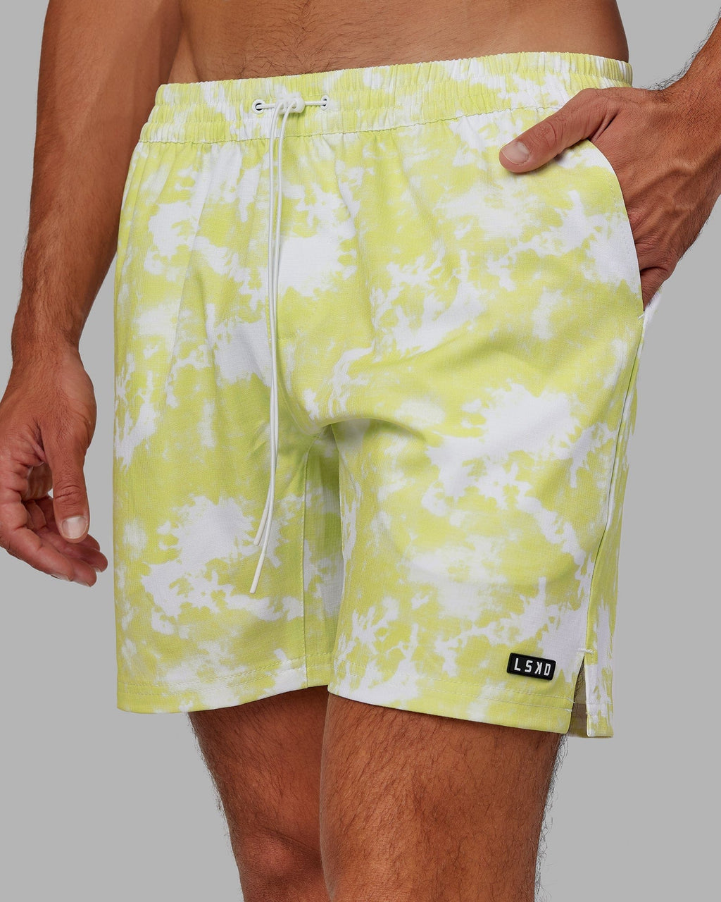 Model wearing Hunter 7" Performance Short - Citrus Green