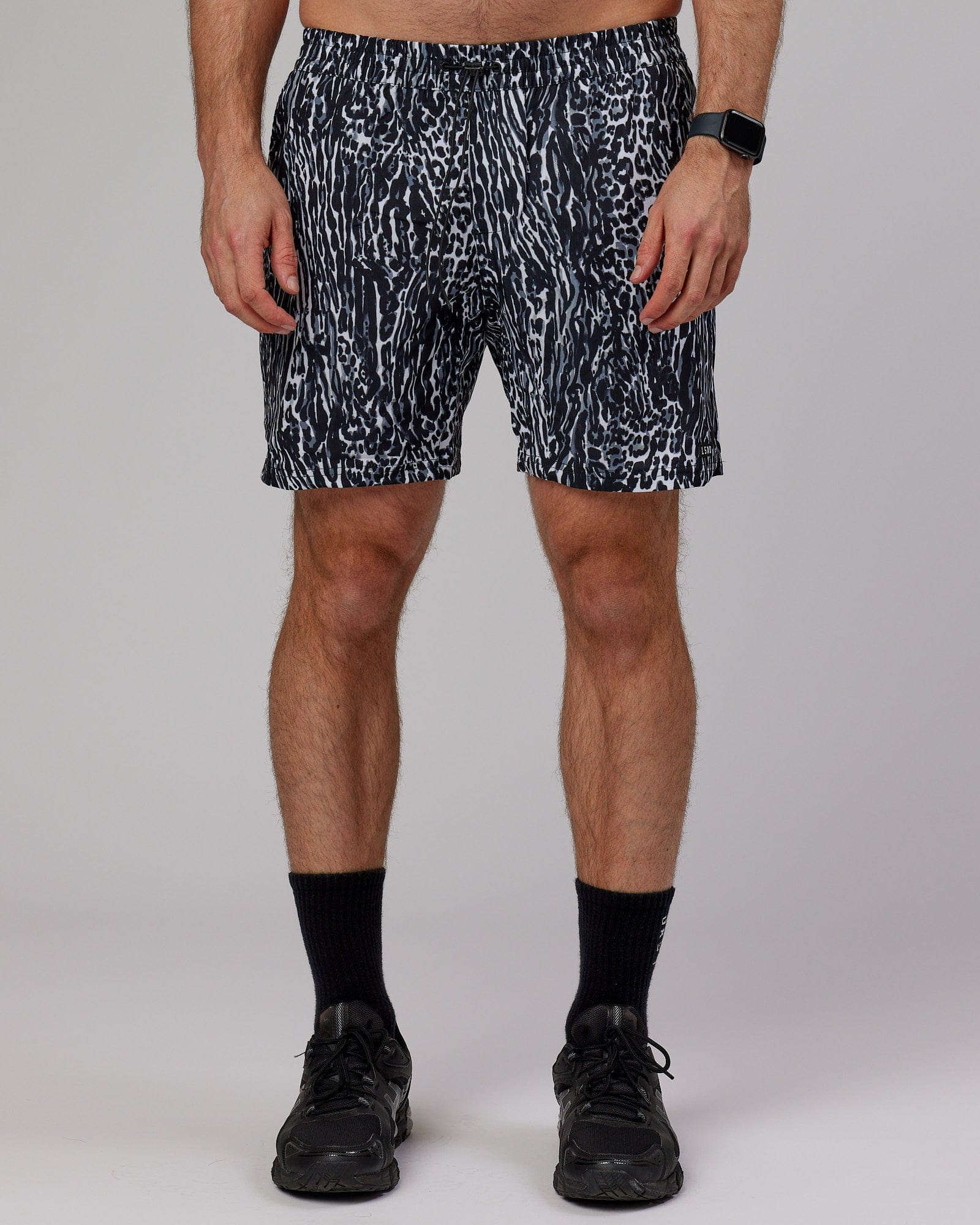 Model wearing Hunter 7" Performance Short - Night Leopard