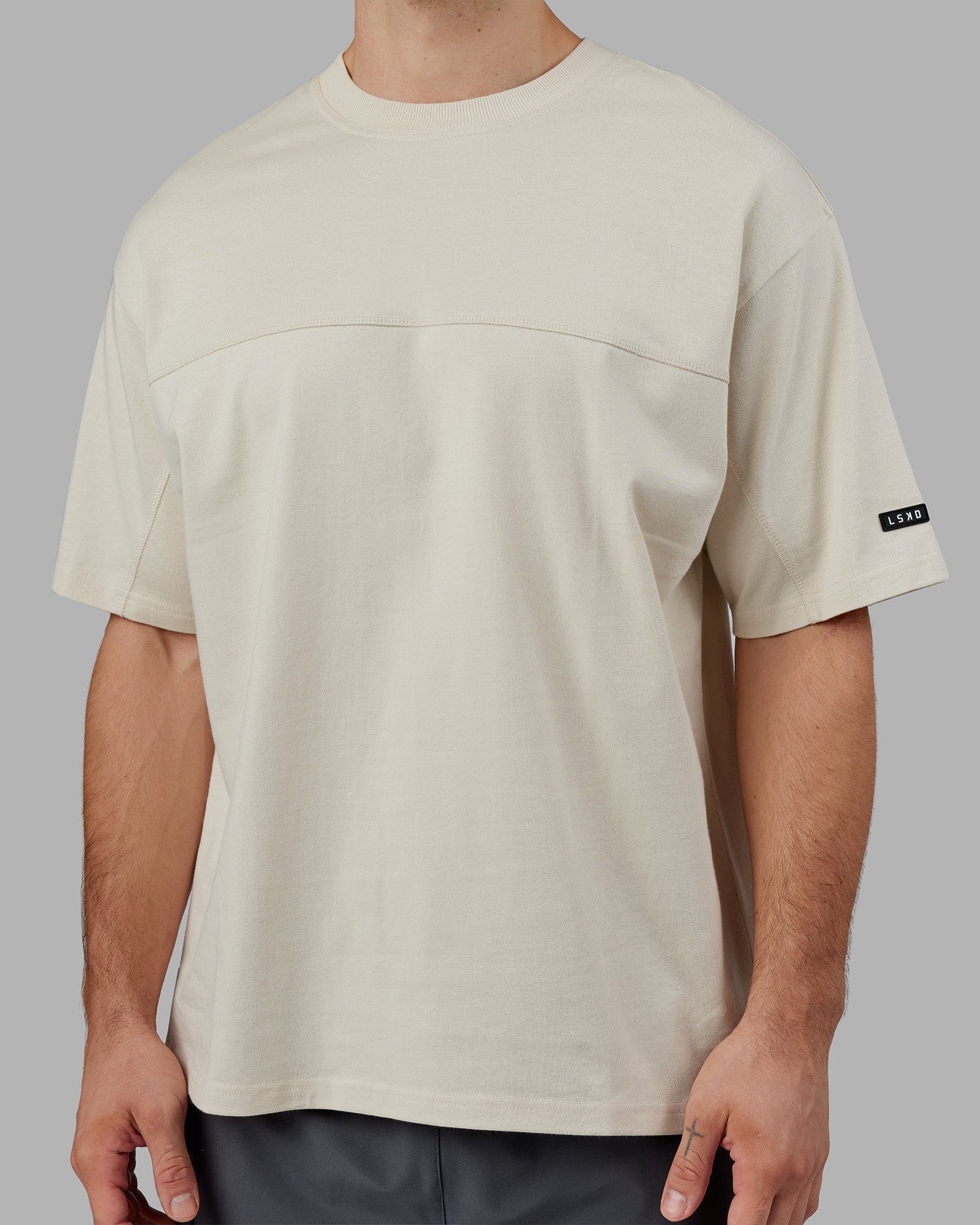 Model wearing Lab Heavyweight Tee Oversize - Bone